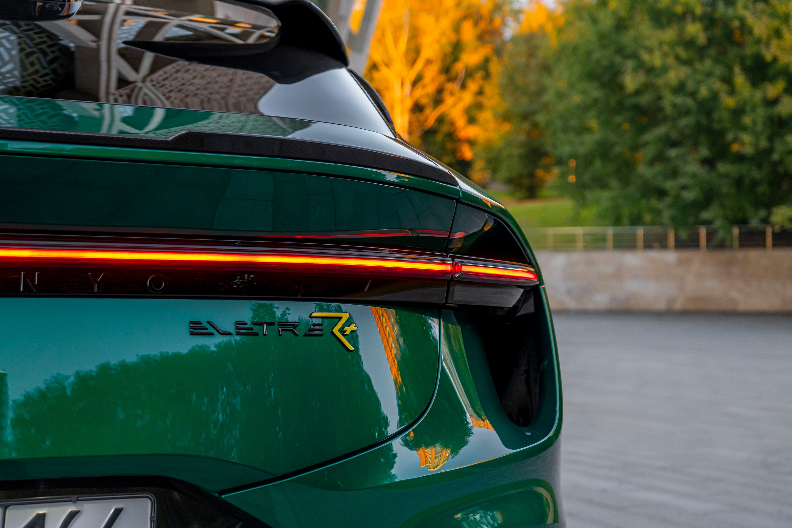 Lotus Eletre. Автомобильный фотограф Ногинск Денис Городок