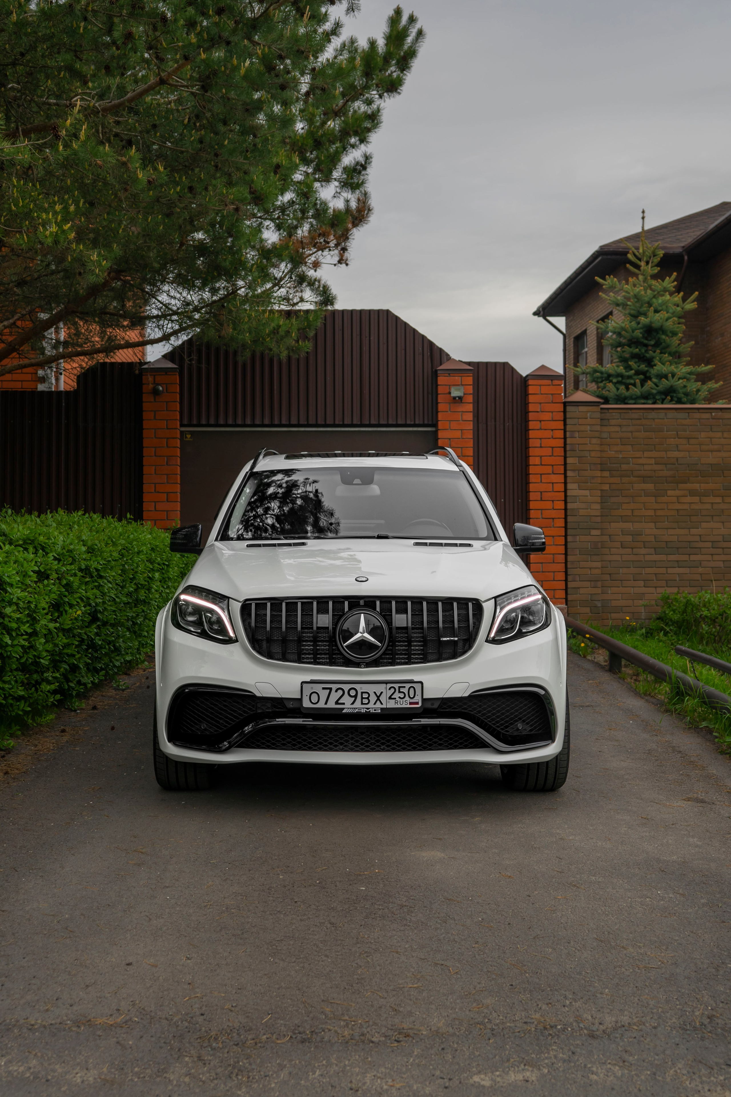 Mercedes-Bens GLS63 AMG. Автомобильный фотограф Ногинск Денис Городок