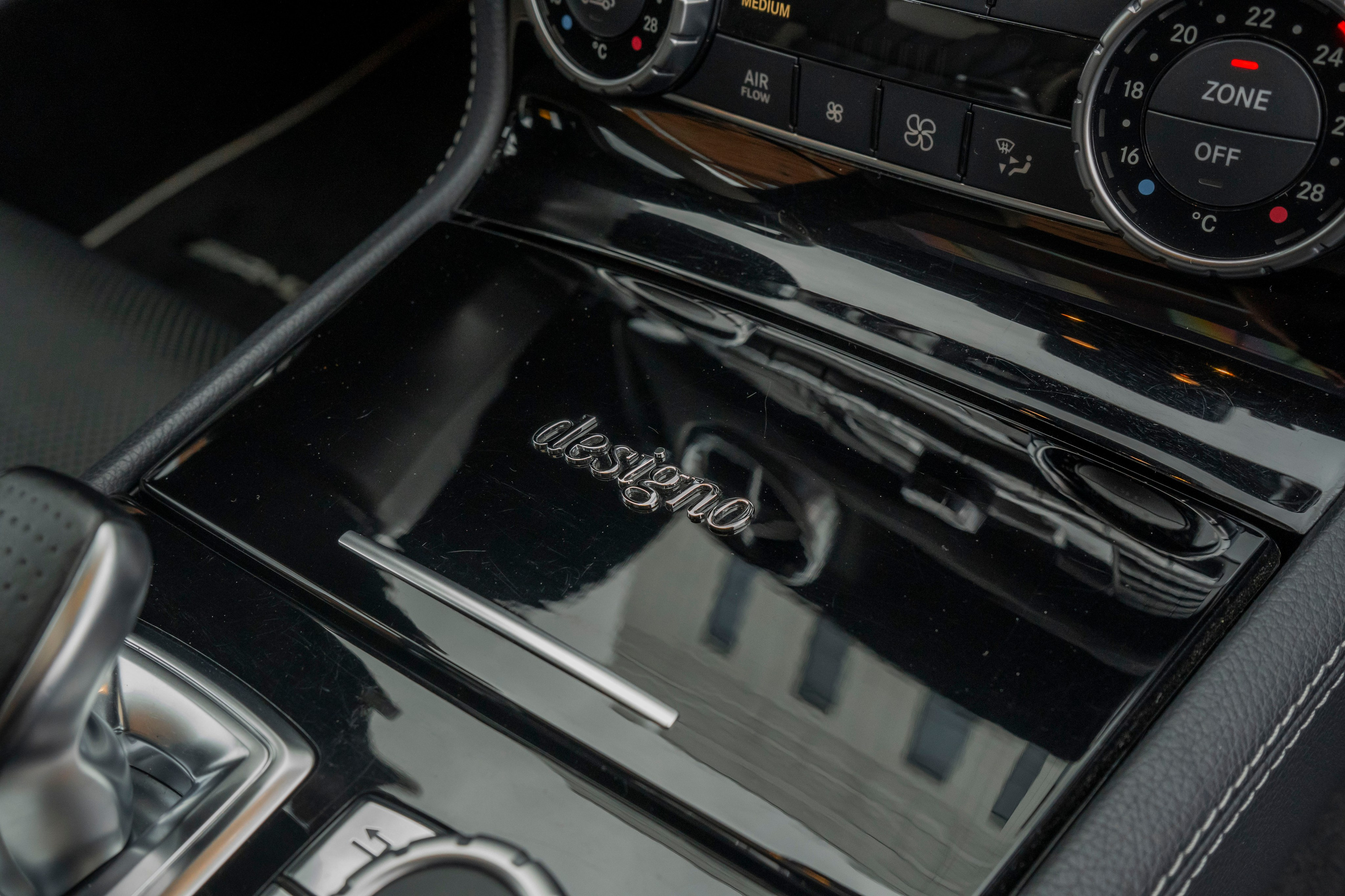 Mercedes-Benz SL400. Автомобильный фотограф Ногинск Денис Городок