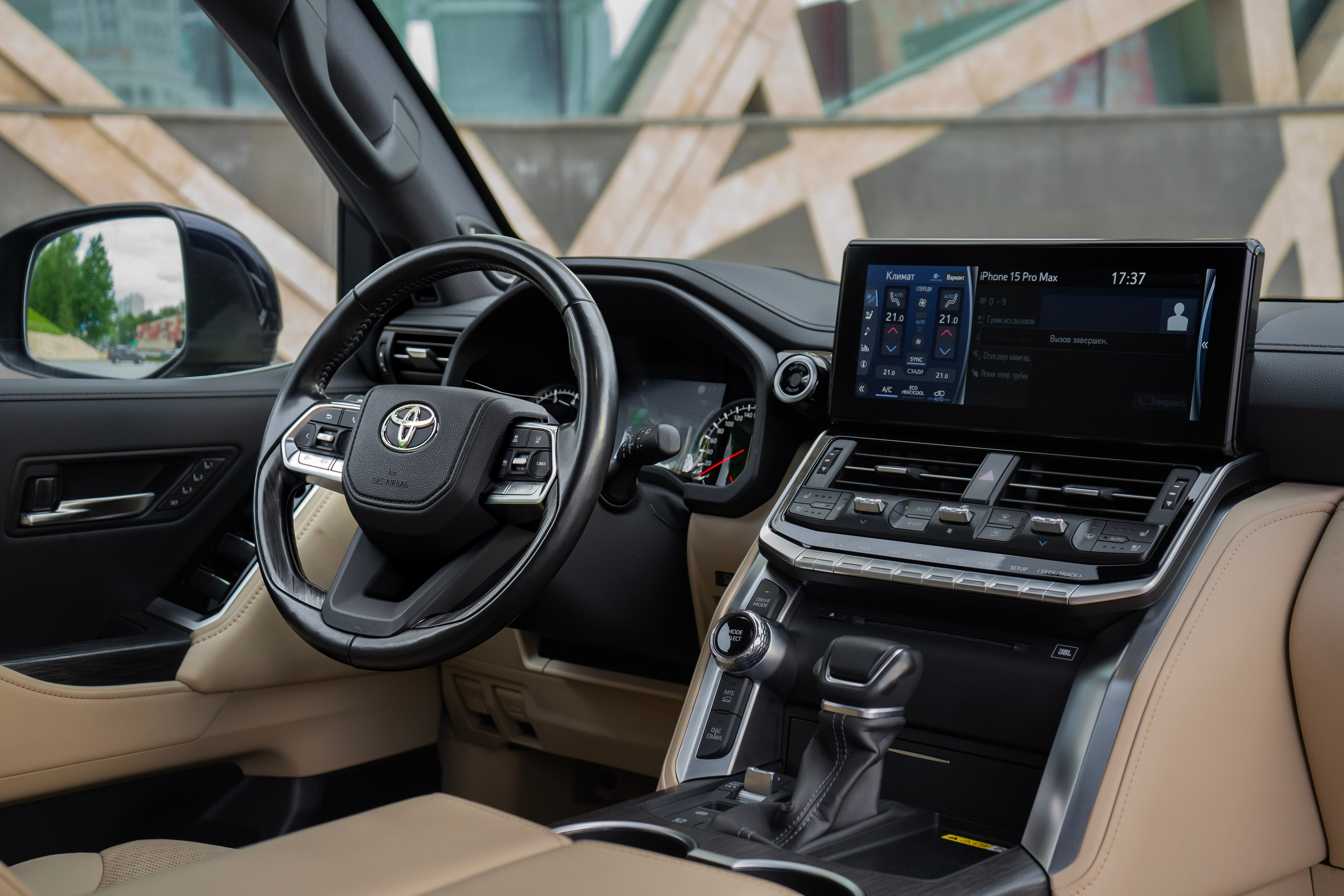Toyota LC300. Автомобильный фотограф Ногинск Денис Городок