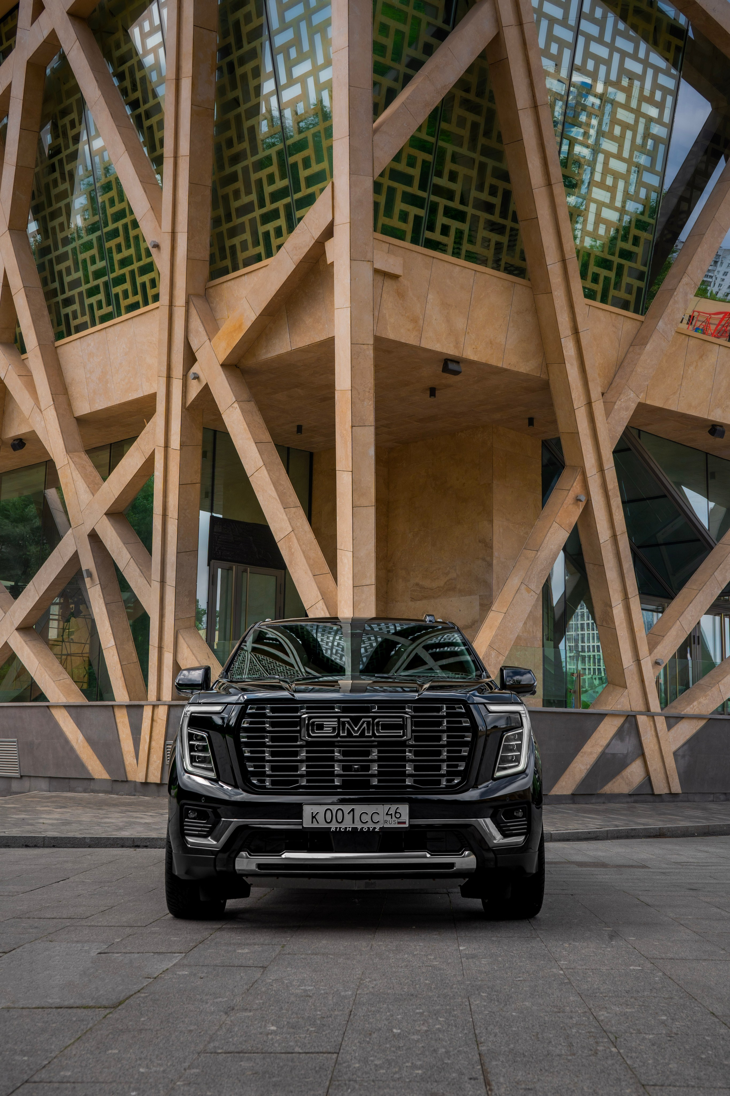 GMC Yukon. Автомобильный фотограф Ногинск Денис Городок