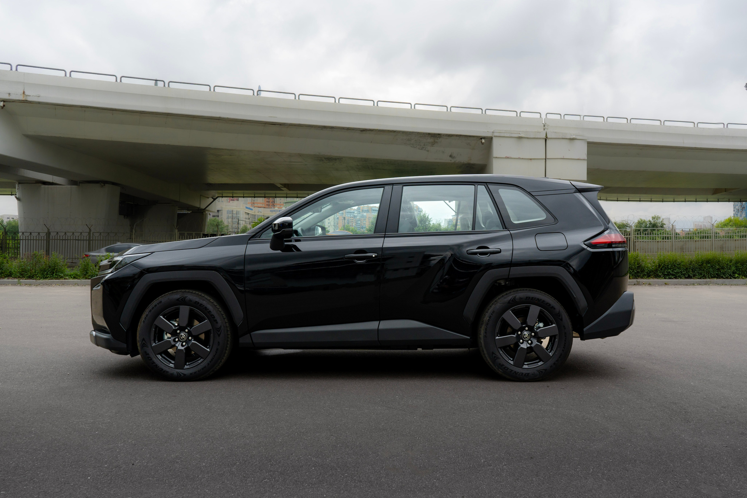 Toyota Rav4. Автомобильный фотограф Ногинск Денис Городок