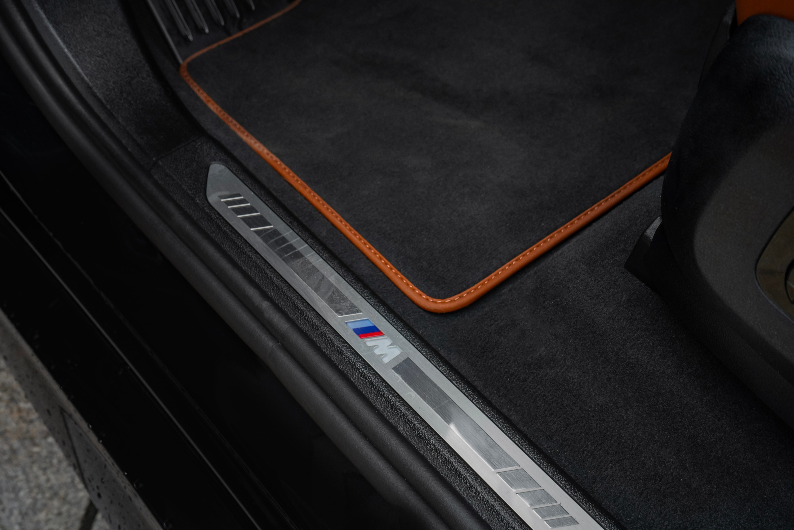 BMW X5 (M Competition). Автомобильный фотограф Ногинск Денис Городок