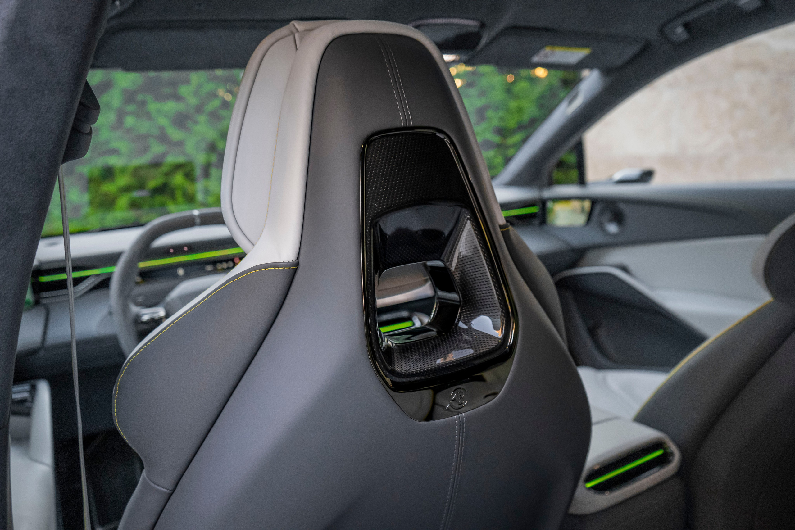 Lotus Eletre. Автомобильный фотограф Ногинск Денис Городок