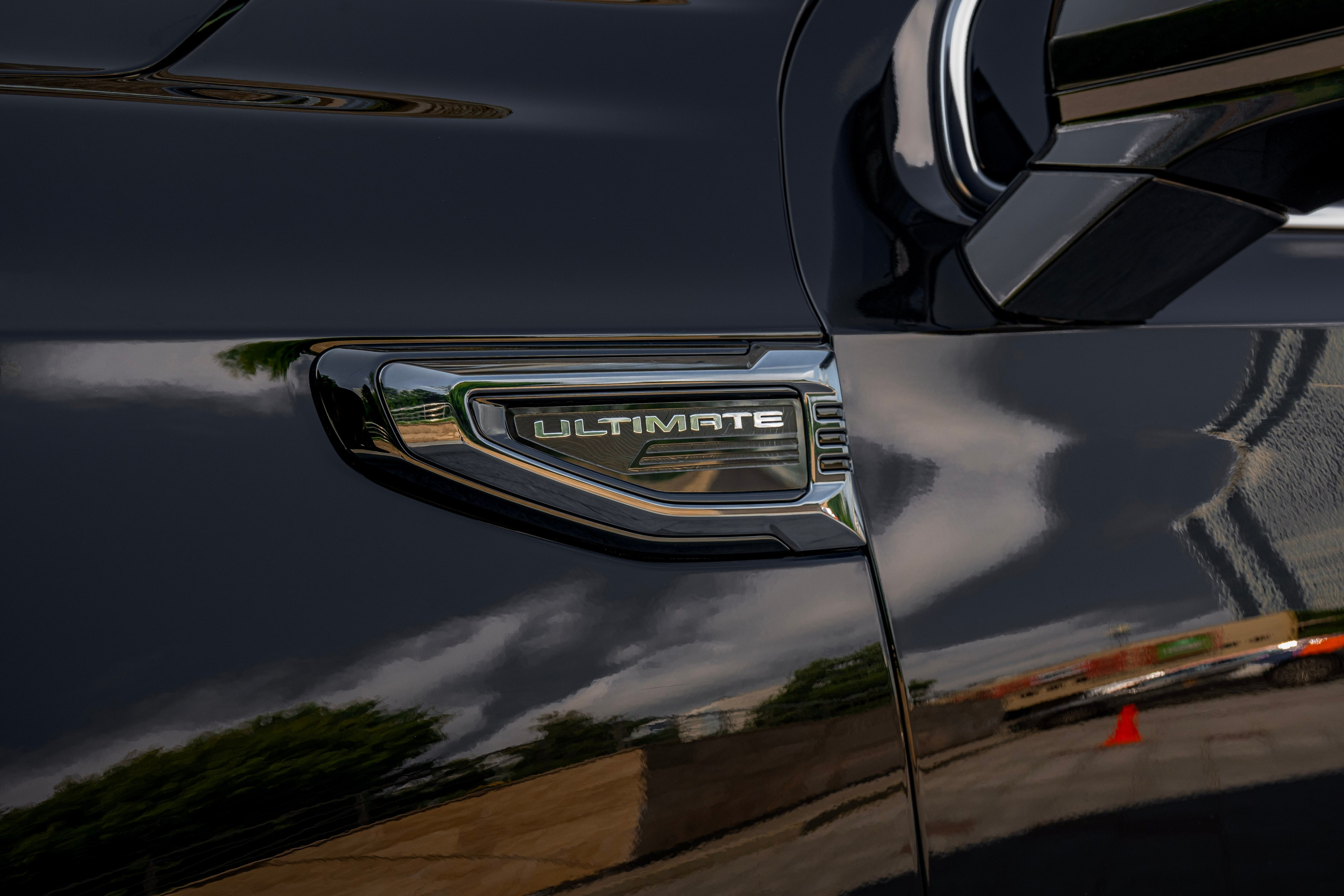 GMC Yukon. Автомобильный фотограф Ногинск Денис Городок
