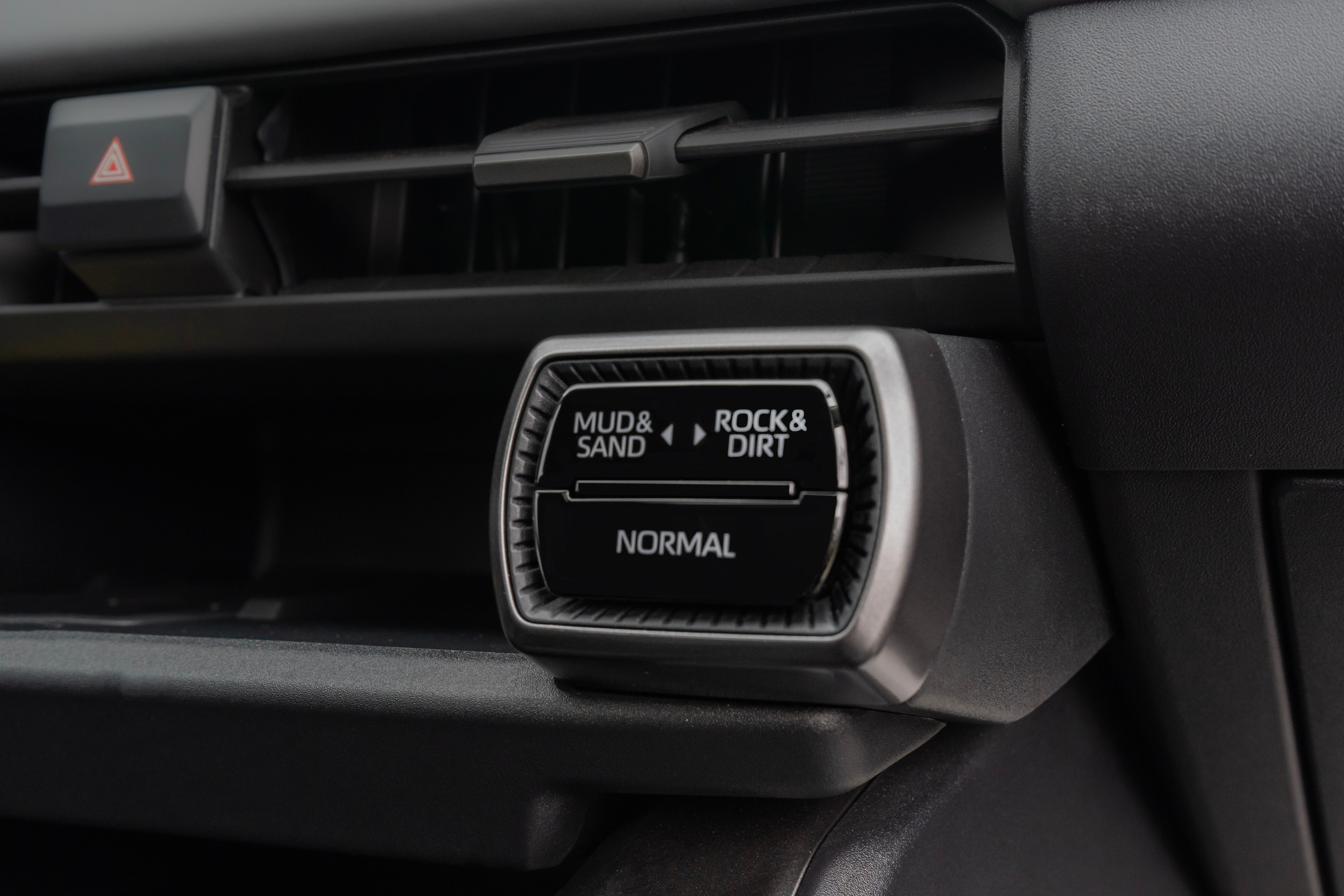 Toyota Rav4. Автомобильный фотограф Ногинск Денис Городок