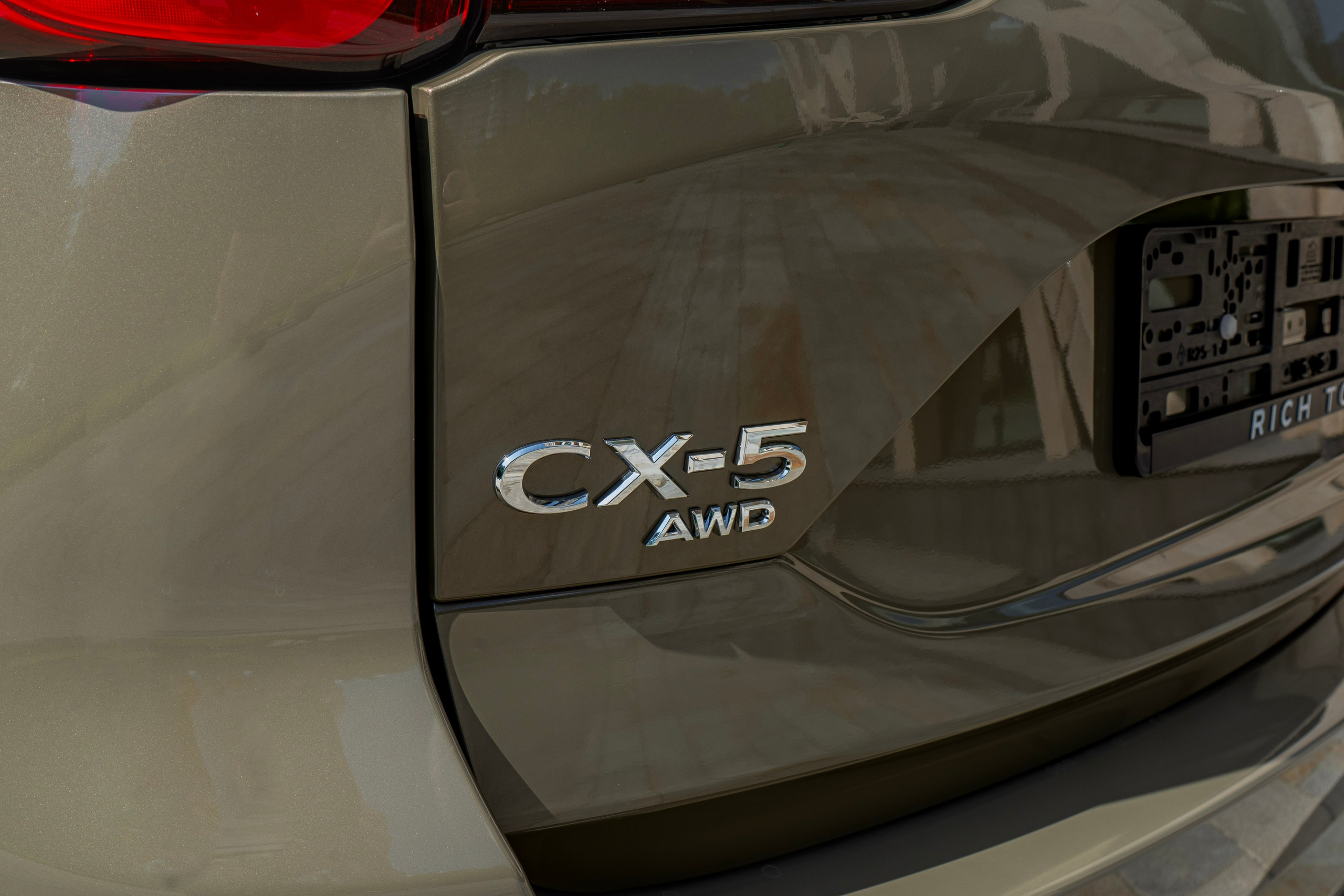 Mazda CX-5. Автомобильный фотограф Ногинск Денис Городок