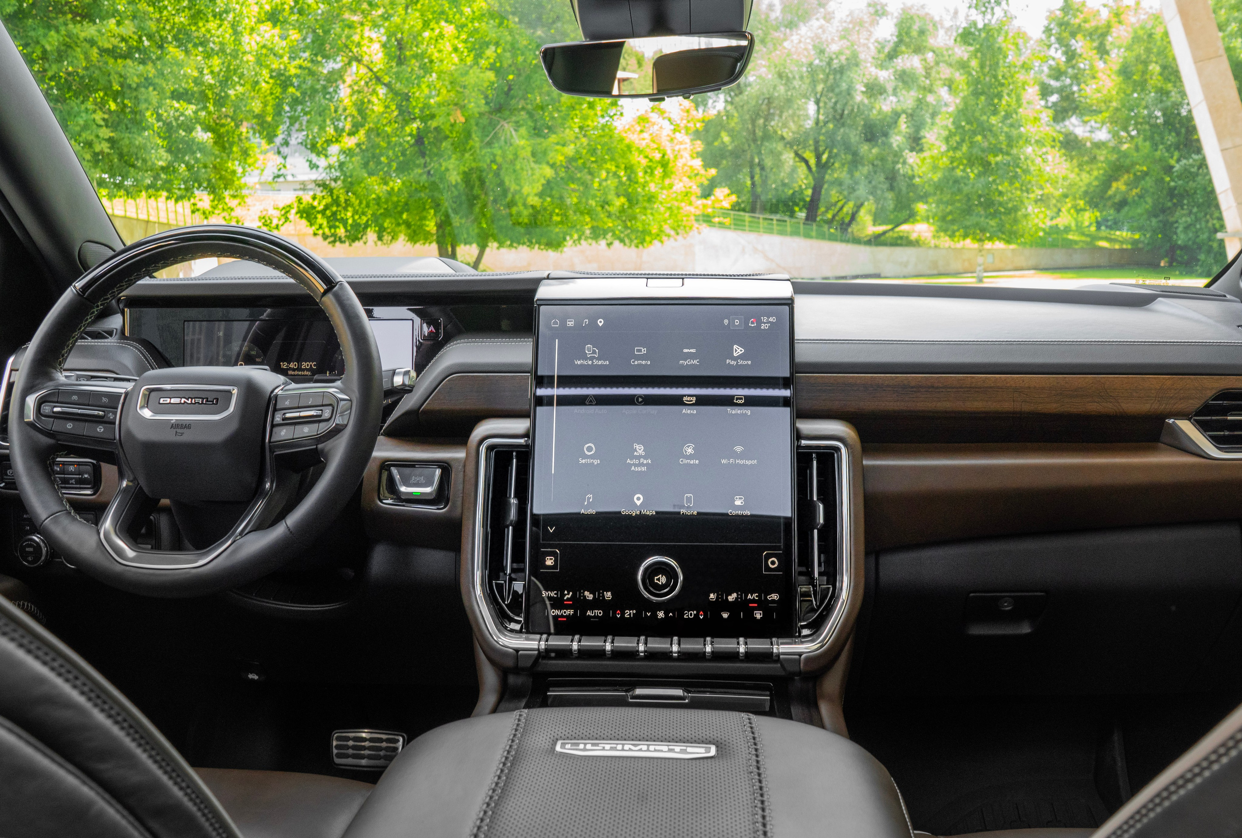GMC Yukon. Автомобильный фотограф Ногинск Денис Городок