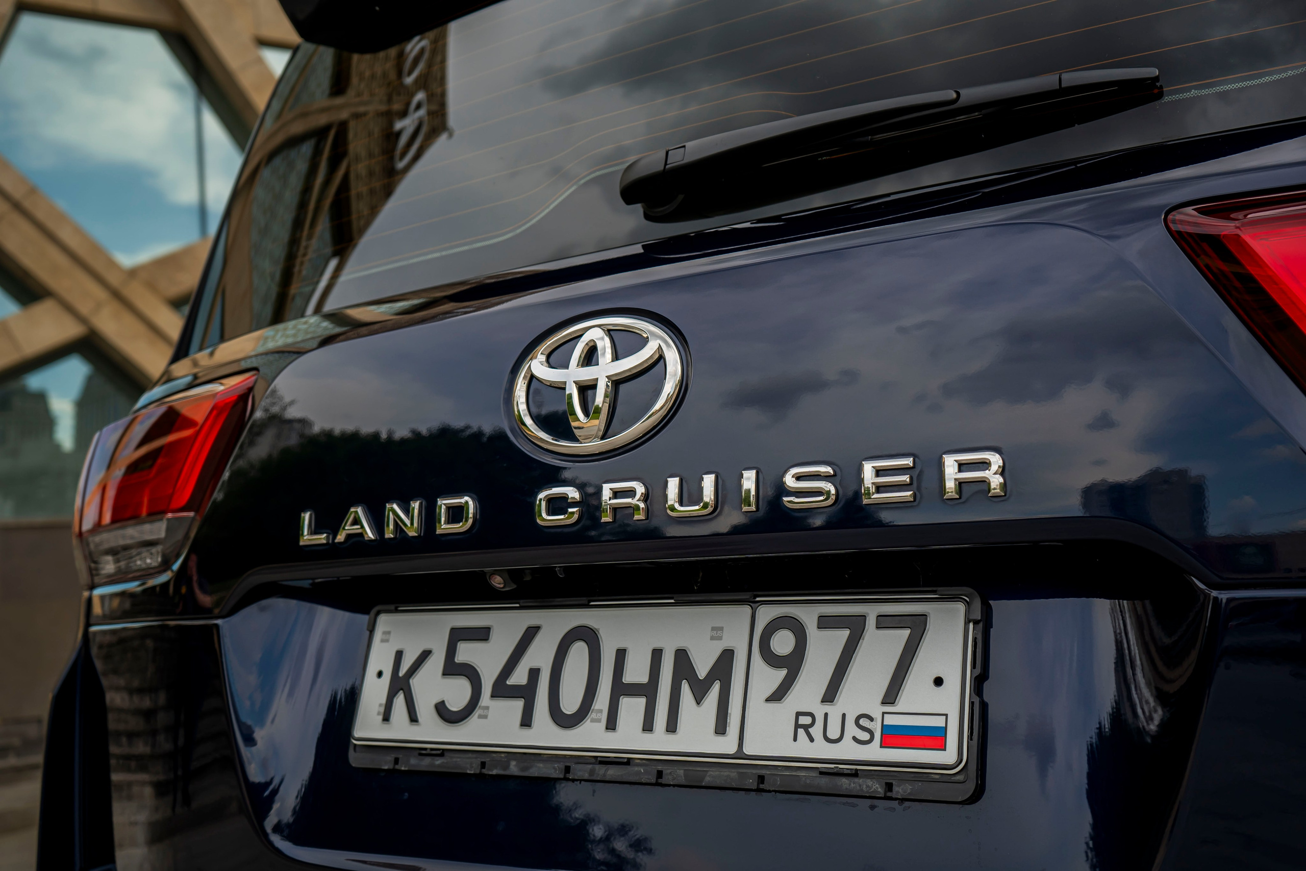 Toyota LC300. Автомобильный фотограф Ногинск Денис Городок