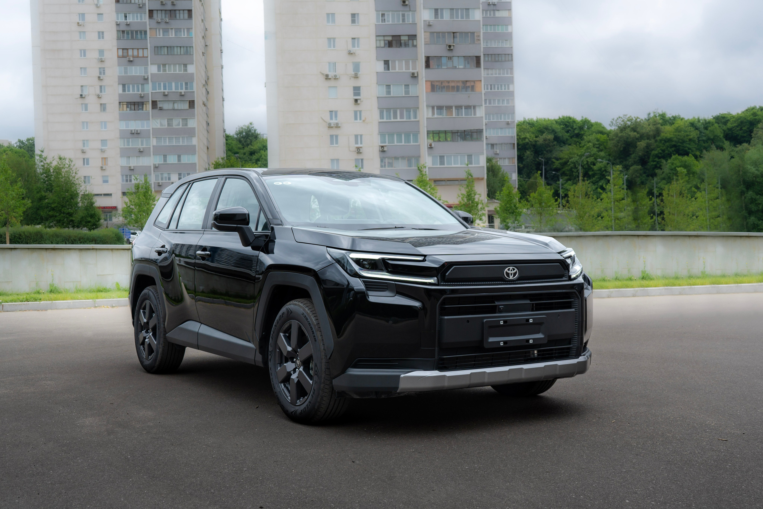 Toyota Rav4. Автомобильный фотограф Ногинск Денис Городок