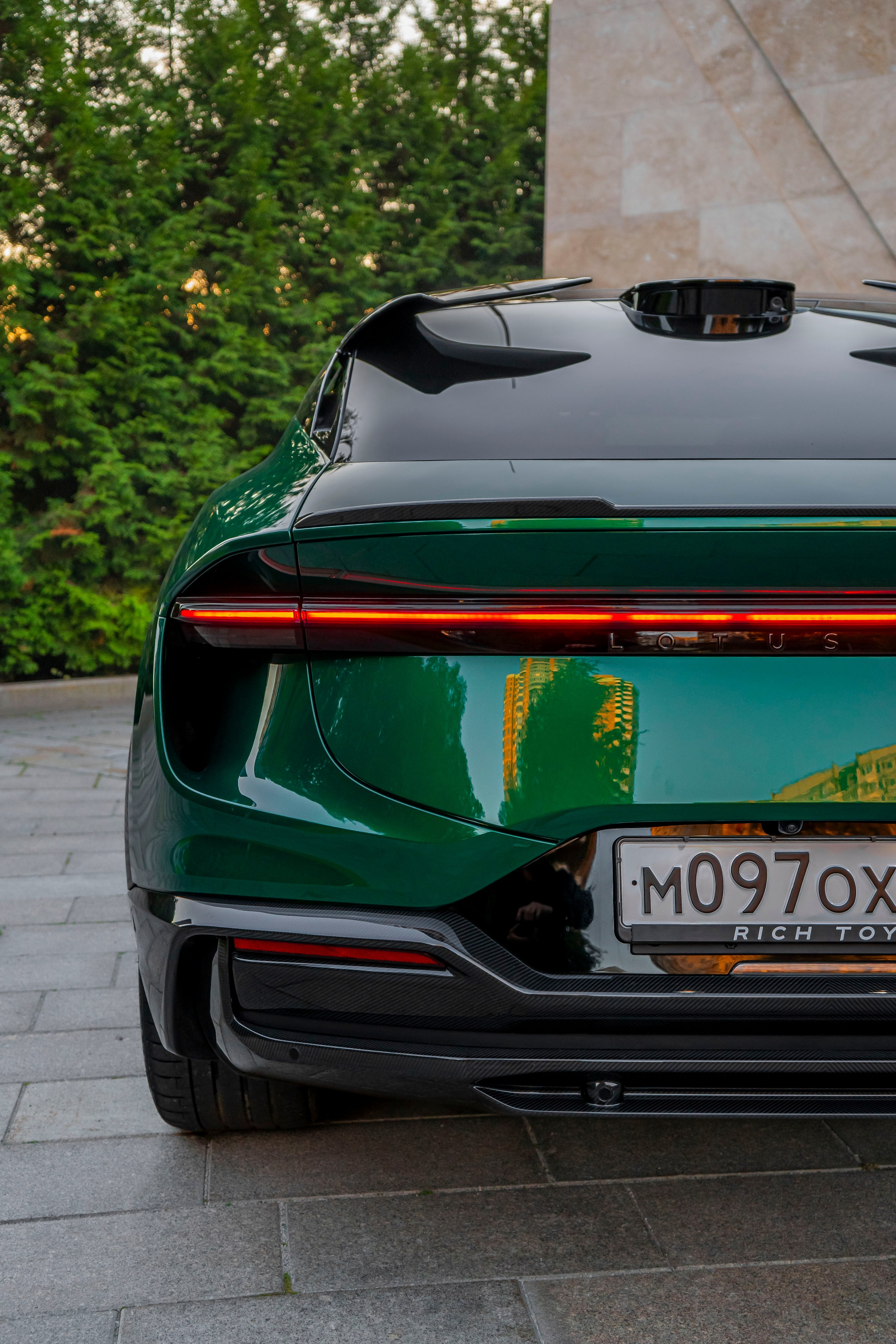 Lotus Eletre. Автомобильный фотограф Ногинск Денис Городок