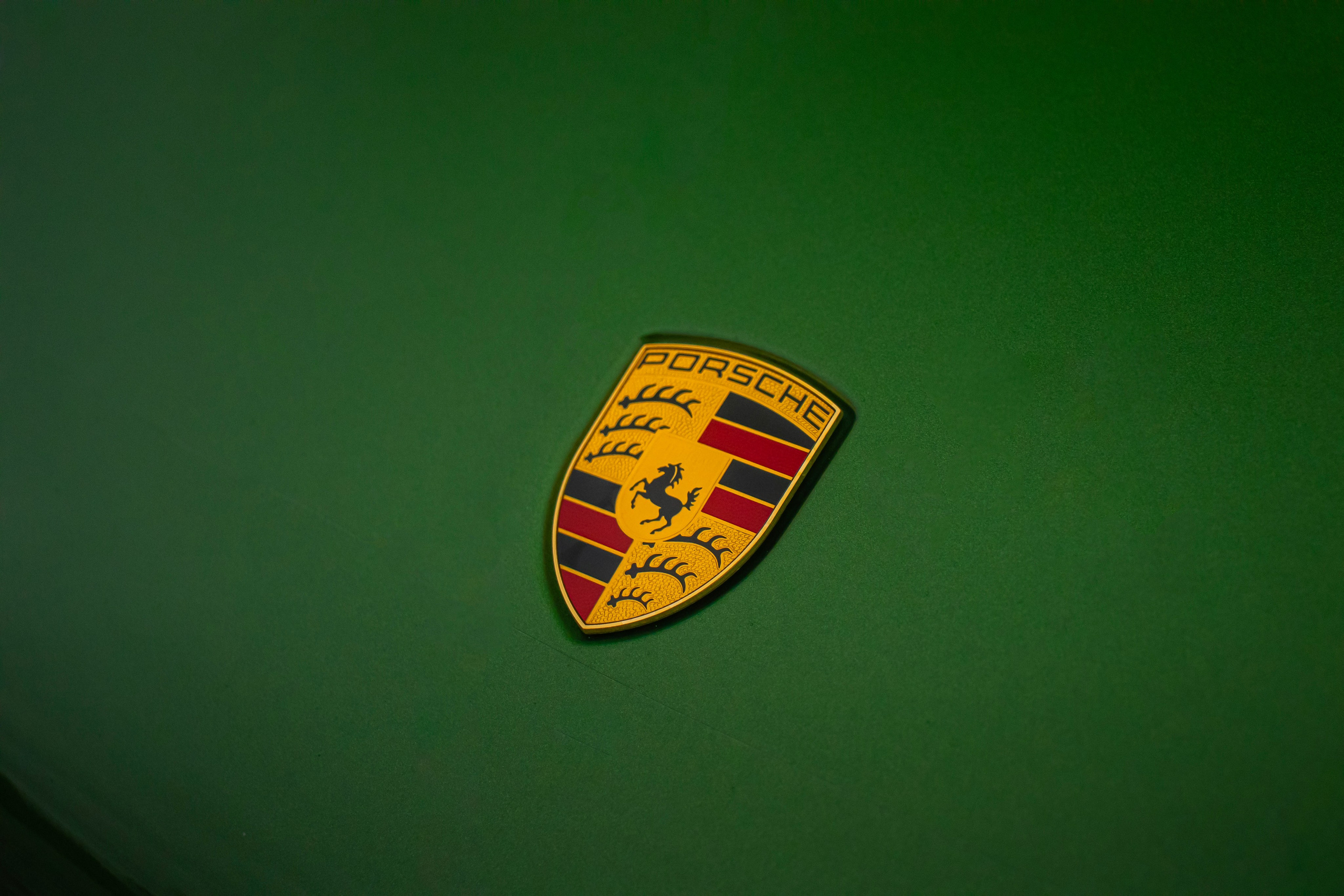 Porsche Macan. Автомобильный фотограф Ногинск Денис Городок