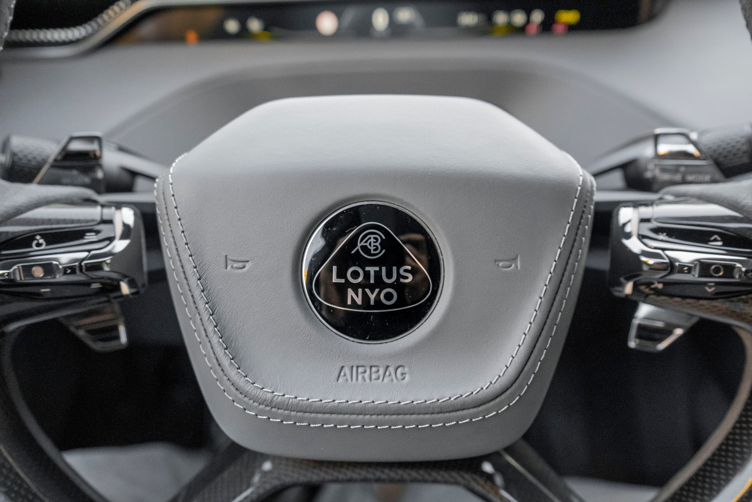 Lotus Eletre. Автомобильный фотограф Ногинск Денис Городок