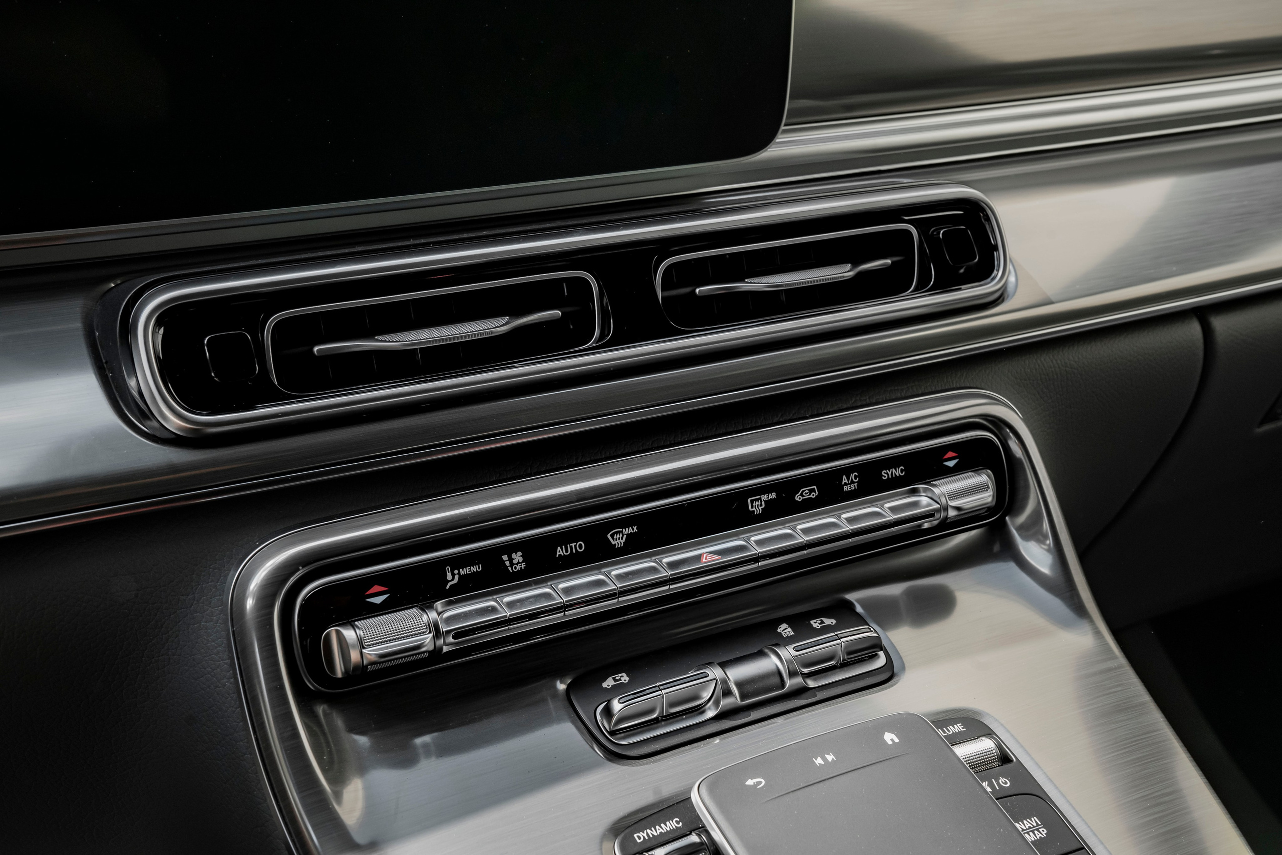 Mercedes-Benz V-class. Автомобильный фотограф Ногинск Денис Городок