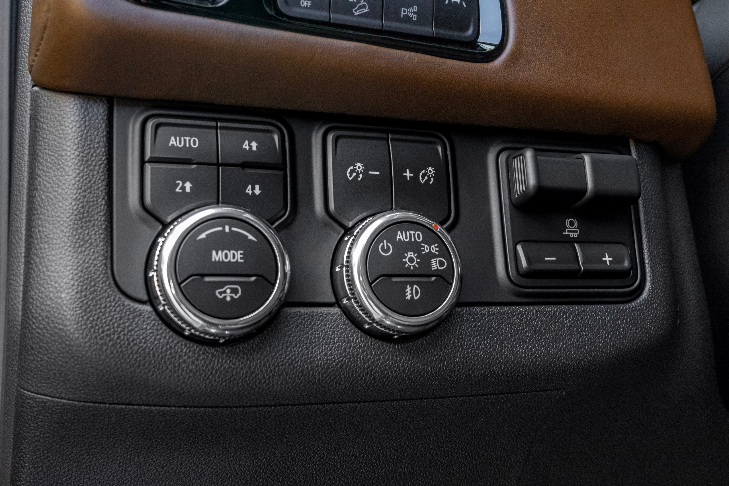 GMC Yukon. Автомобильный фотограф Ногинск Денис Городок