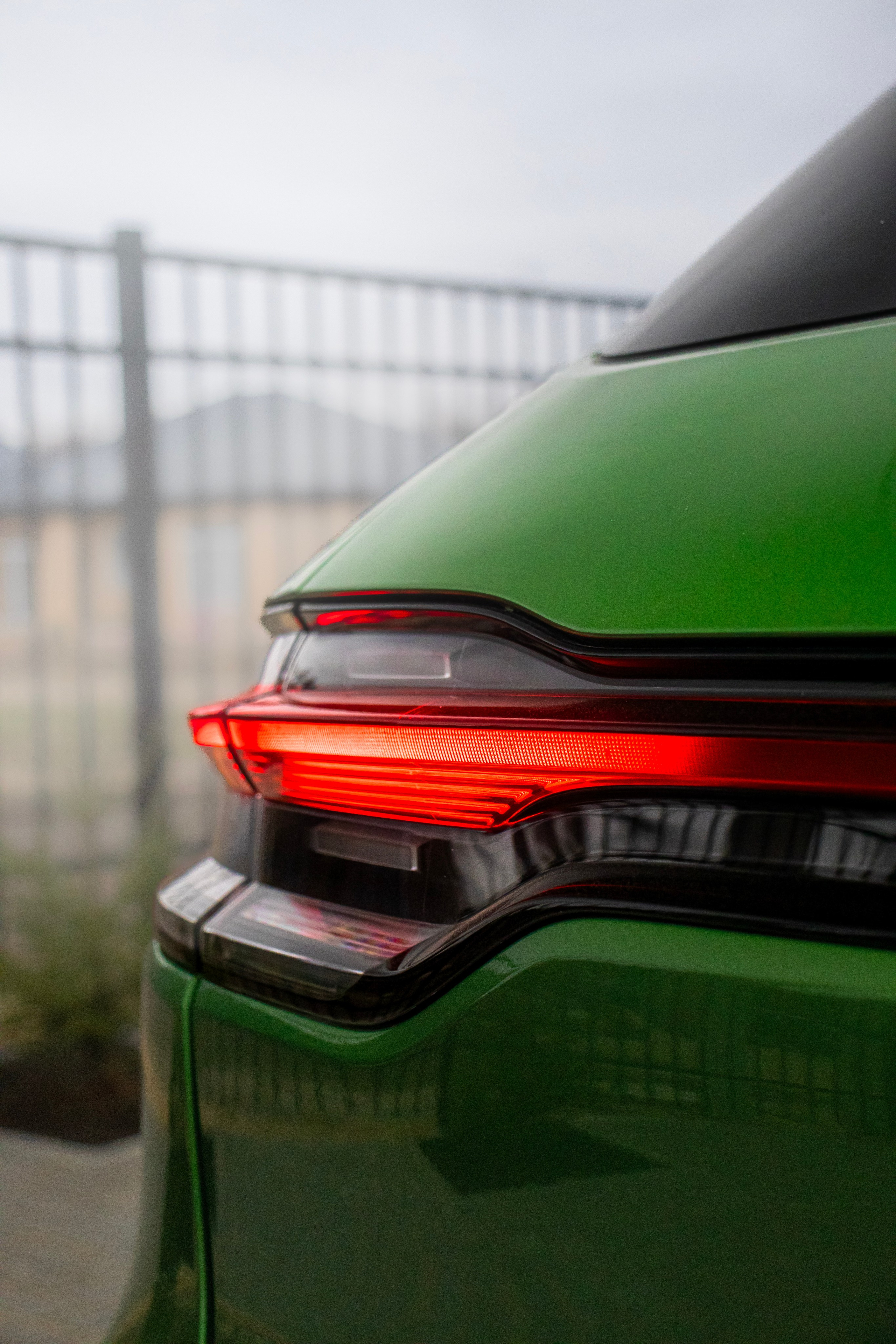 Porsche Macan. Автомобильный фотограф Ногинск Денис Городок