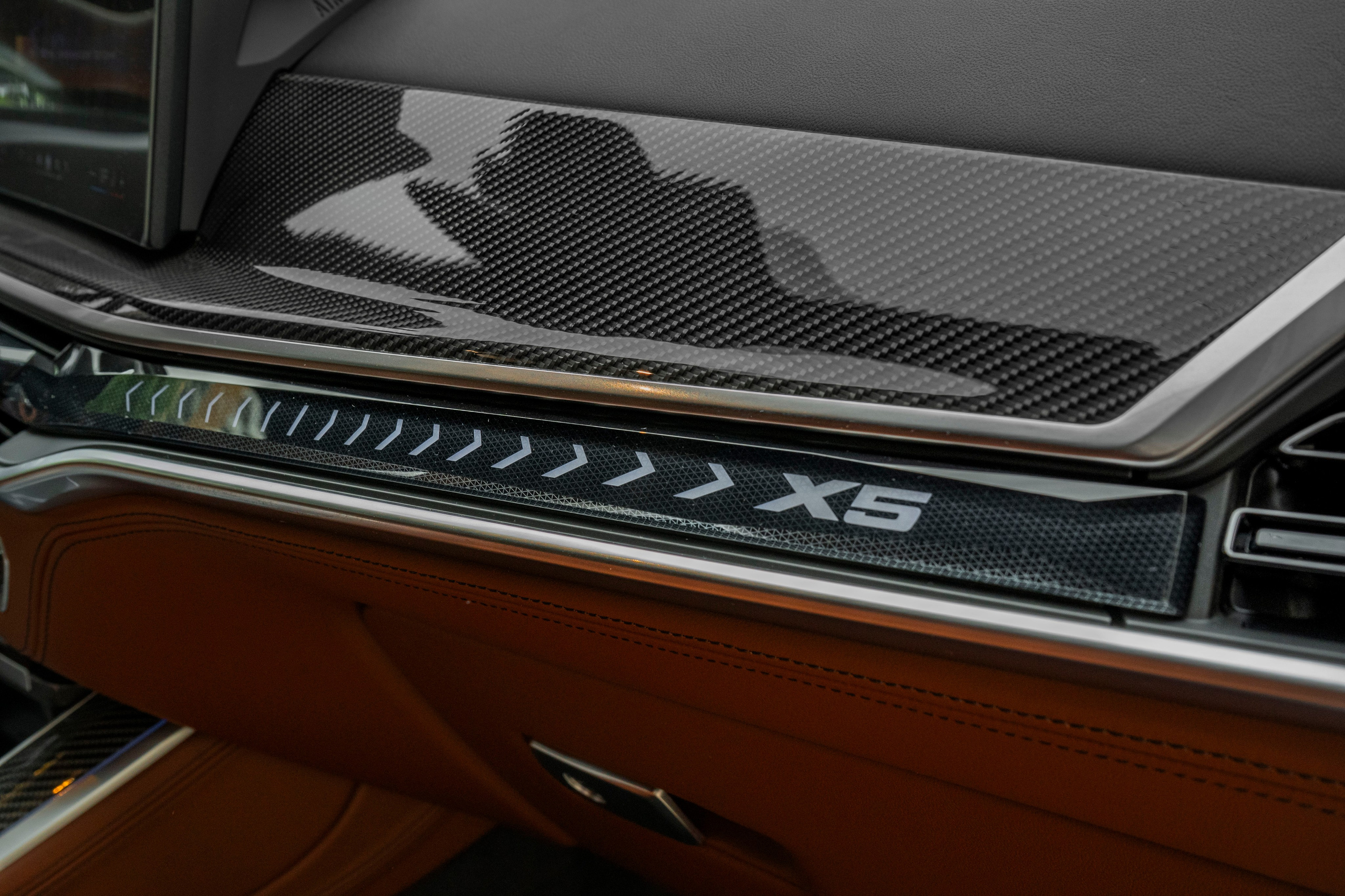 BMW X5 (M Competition). Автомобильный фотограф Ногинск Денис Городок