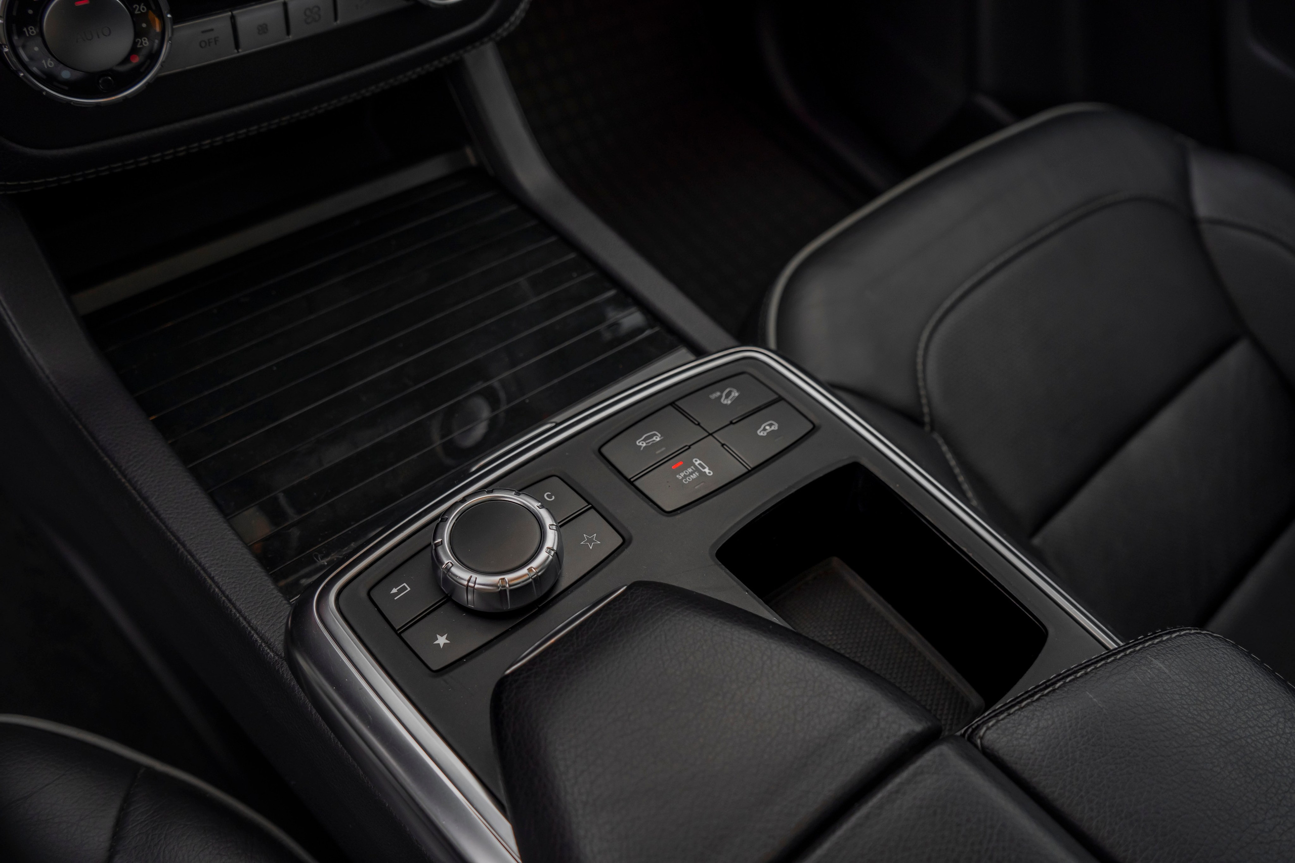 Mercedes-Bens GLS63 AMG. Автомобильный фотограф Ногинск Денис Городок