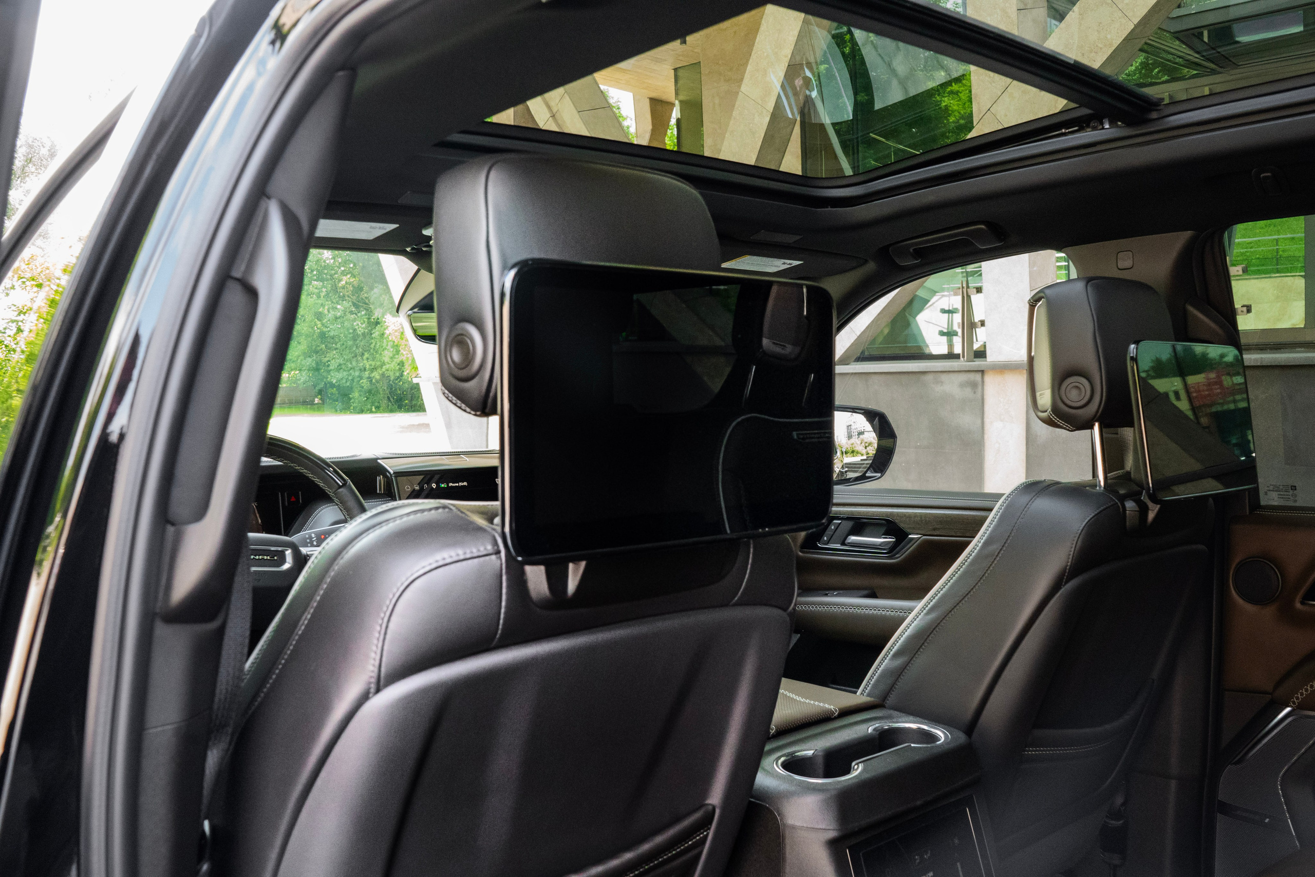 GMC Yukon. Автомобильный фотограф Ногинск Денис Городок
