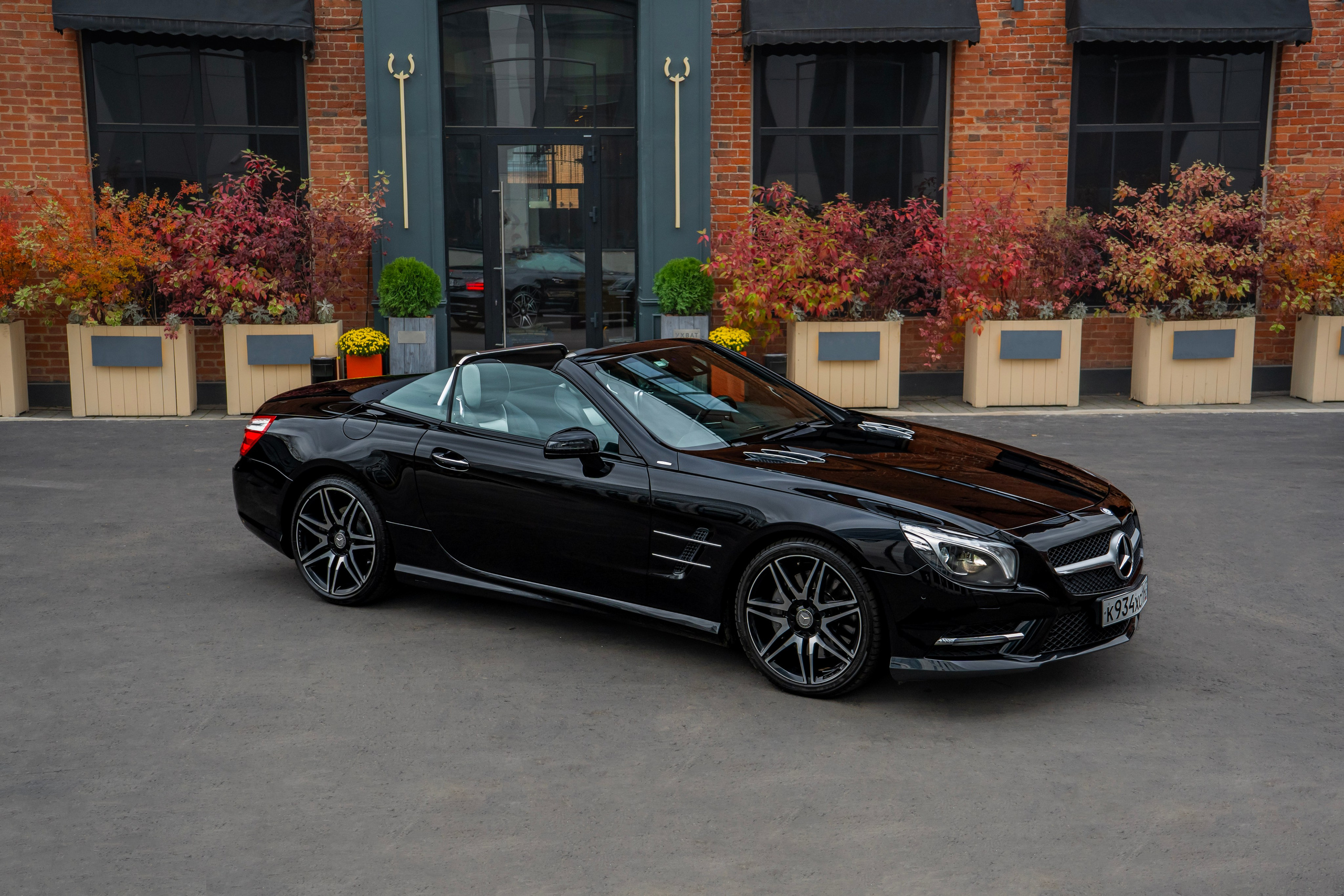 Mercedes-Benz SL400. Автомобильный фотограф Ногинск Денис Городок