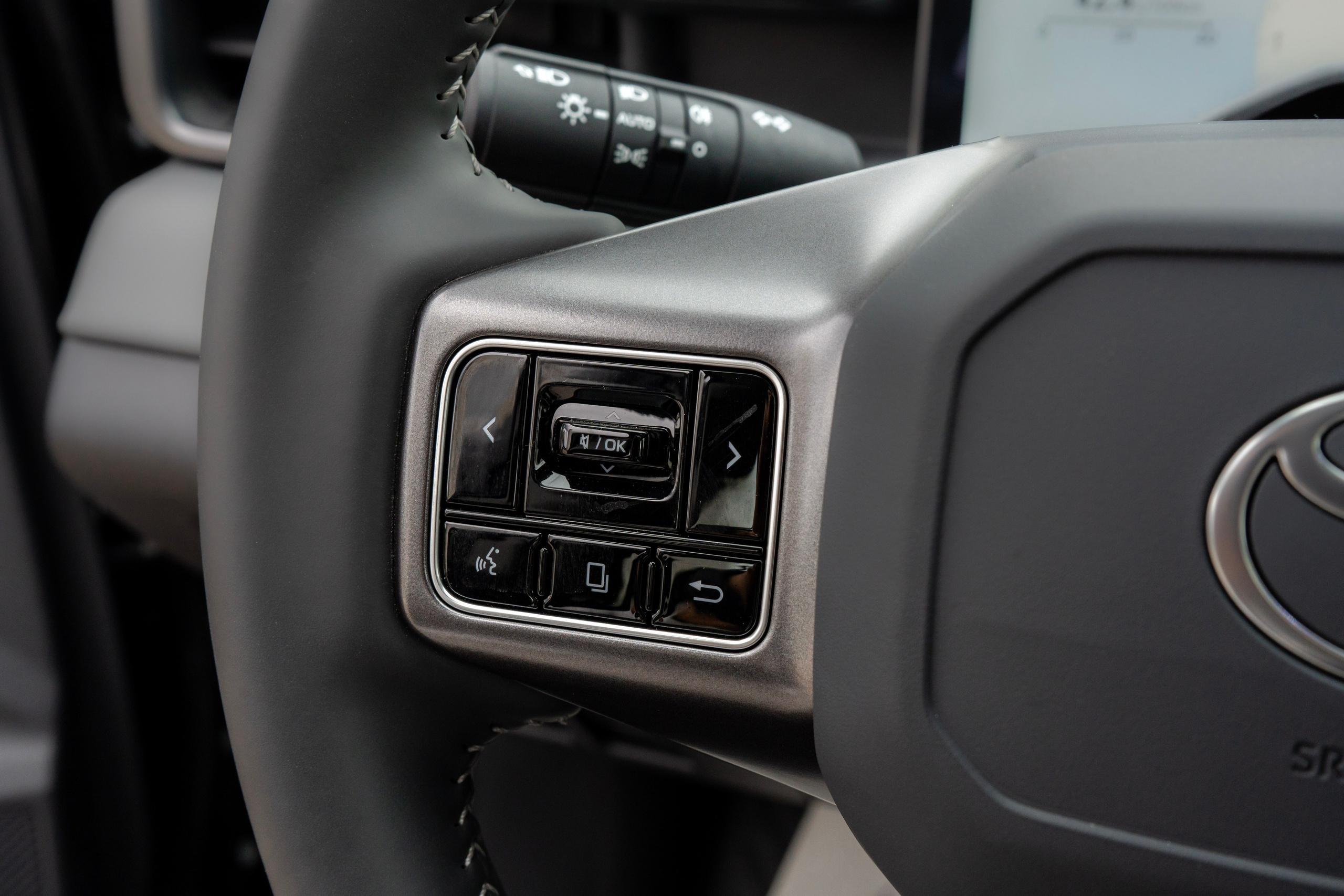 Toyota Rav4. Автомобильный фотограф Ногинск Денис Городок