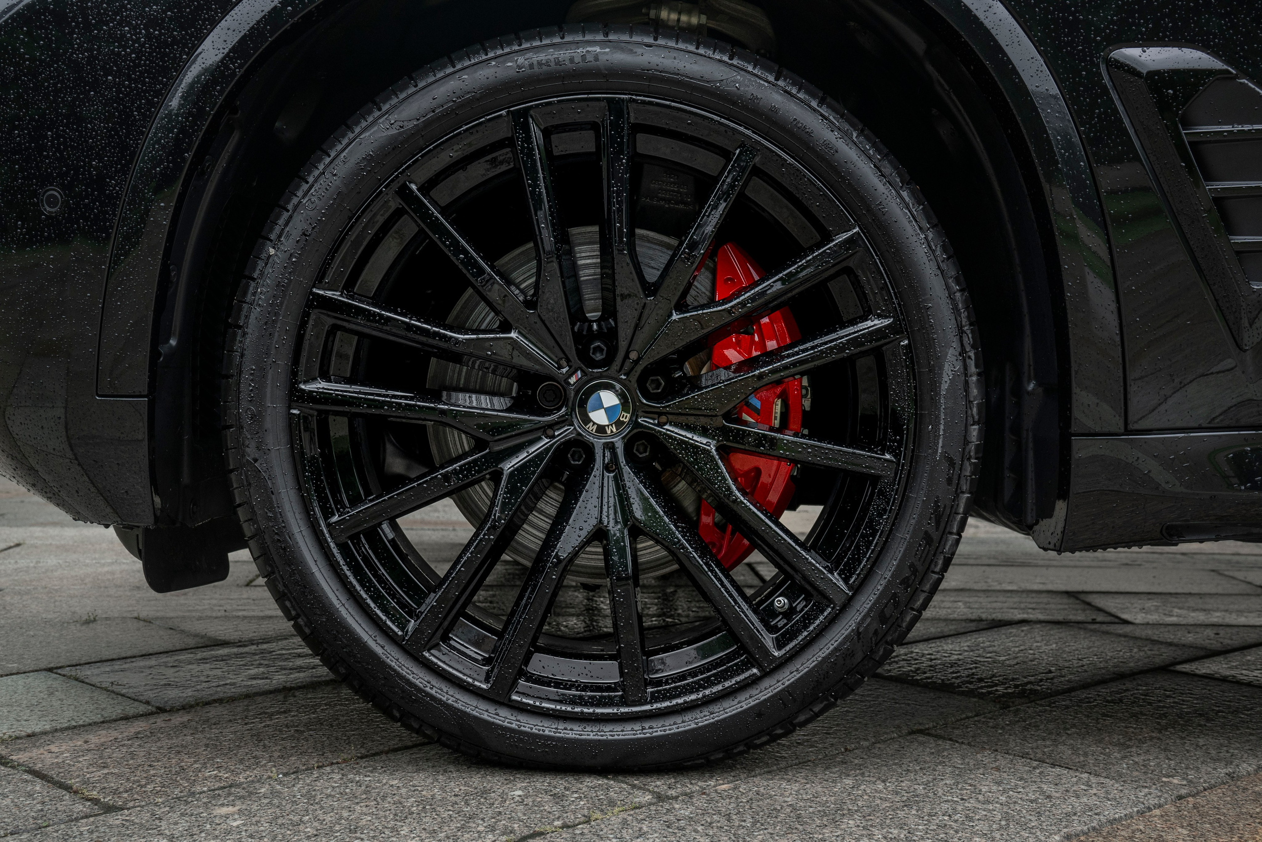 BMW X5 (M Competition). Автомобильный фотограф Ногинск Денис Городок