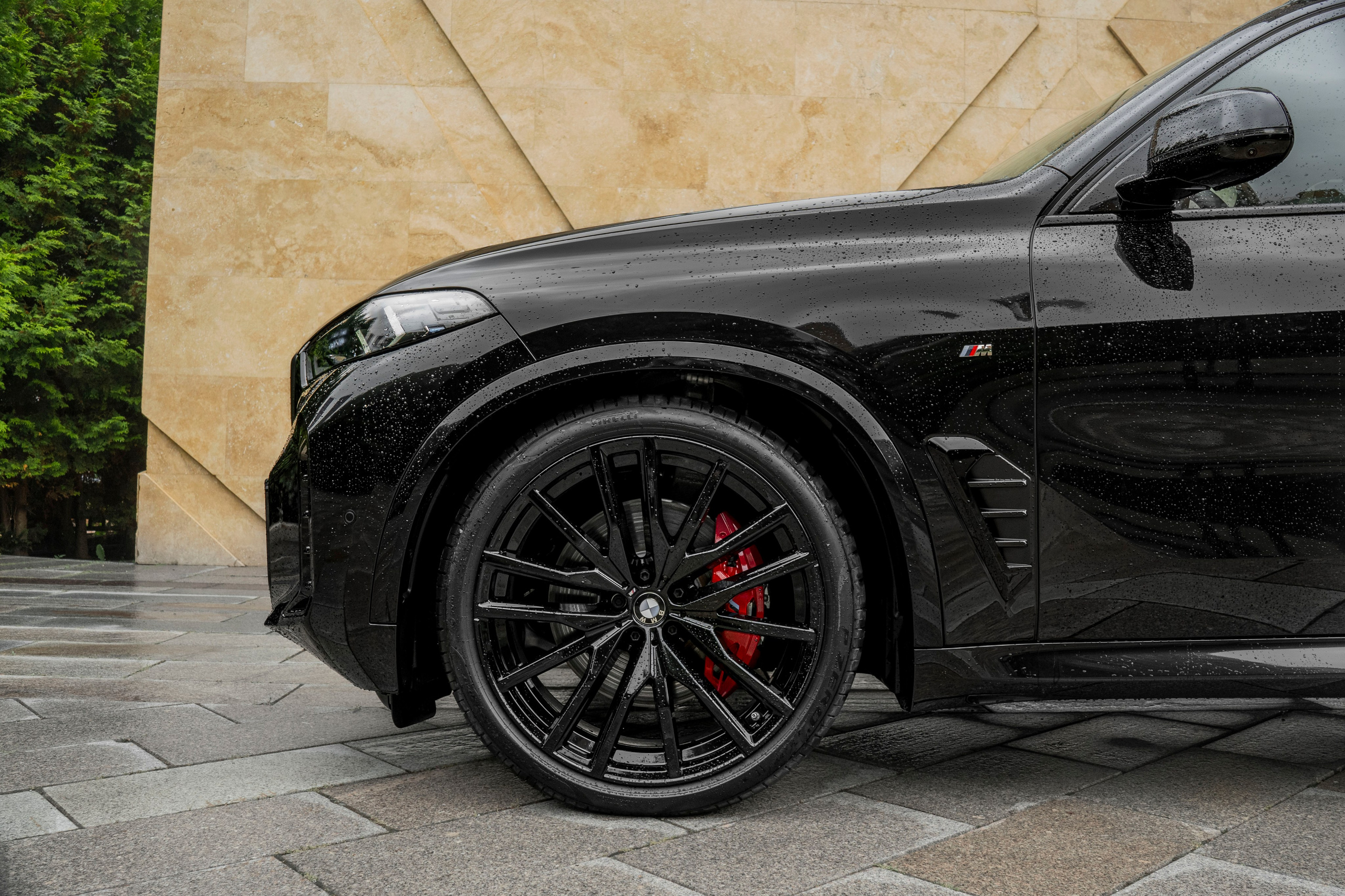 BMW X5 (M Competition). Автомобильный фотограф Ногинск Денис Городок