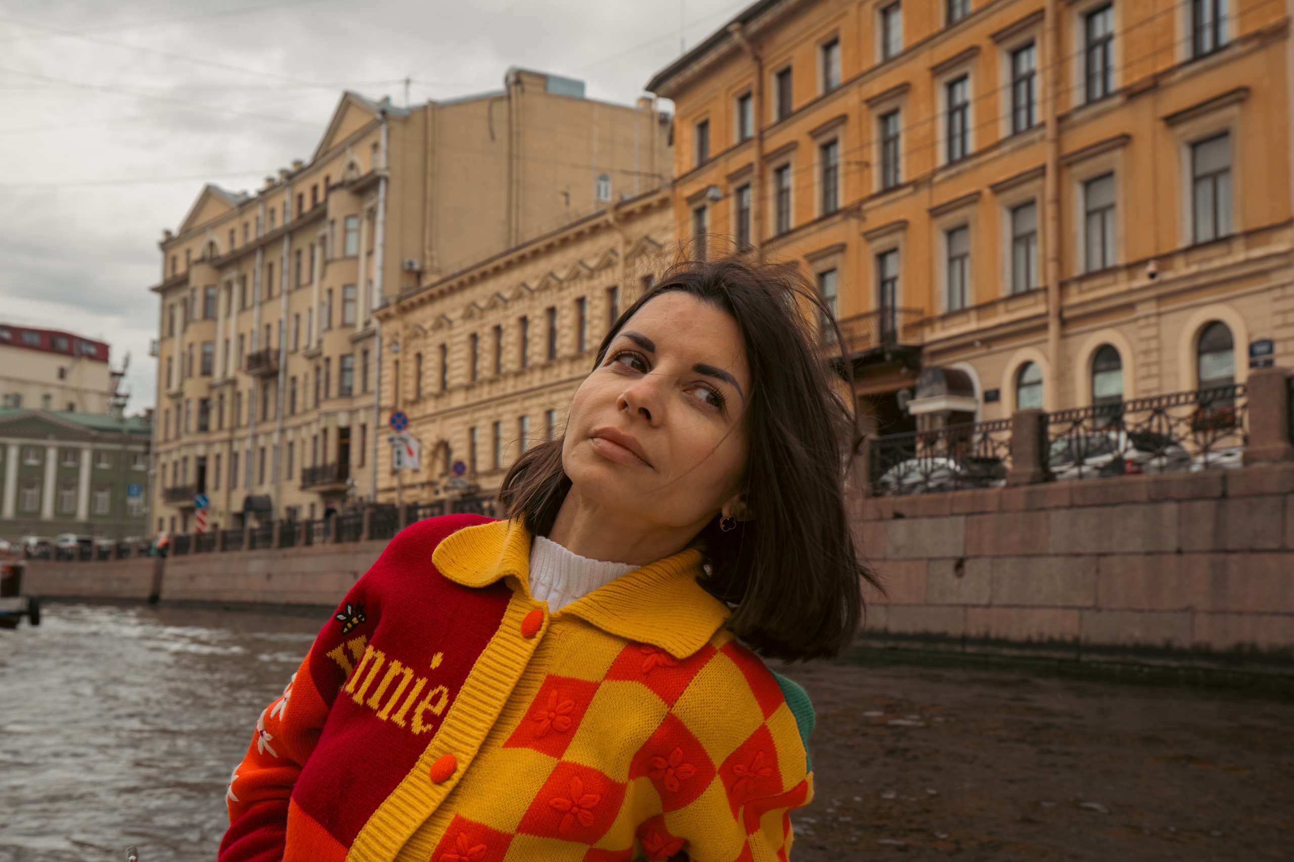 Прогулка с девушкой. Услуги фотографа | Санкт-Петербург