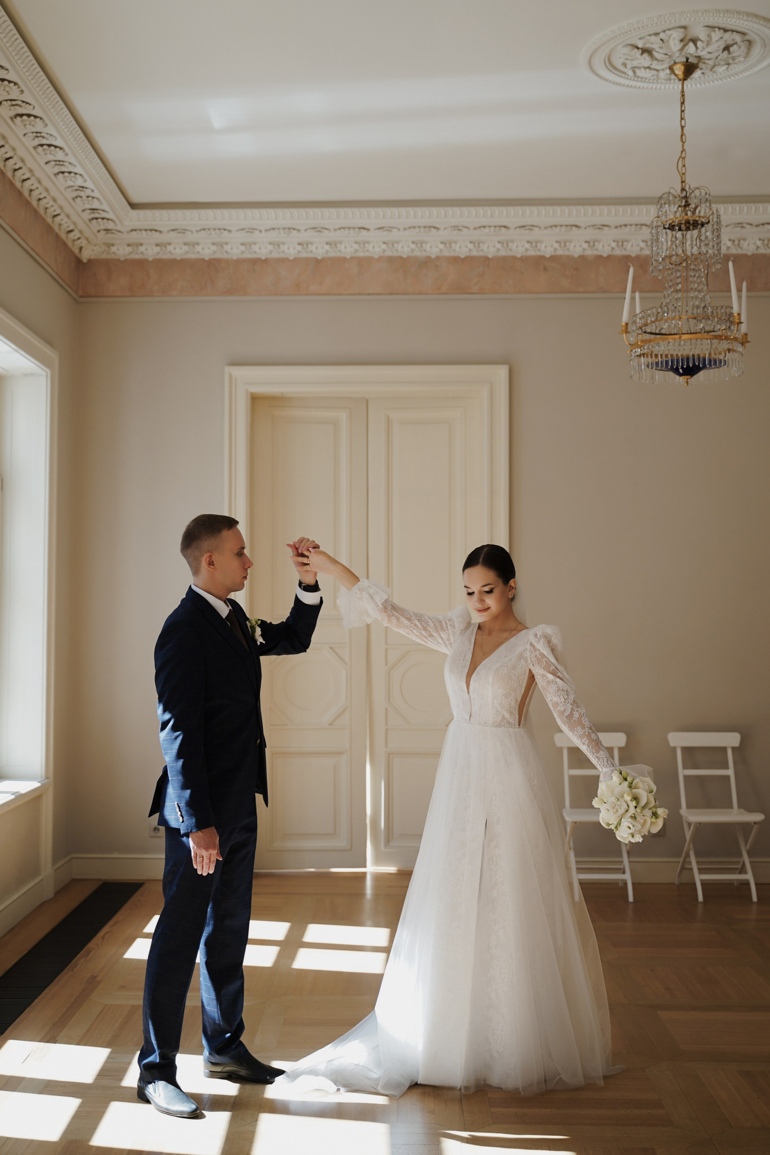 Свадебная фотосессия в Усадьбе Муравьёвых-Апостолов