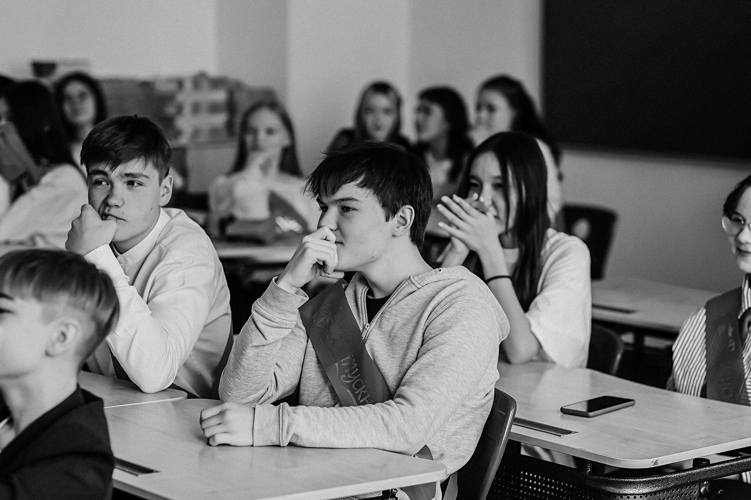 Последний звонок. Семейный фотограф Тюмень, фотограф на роды Салмина Мария
