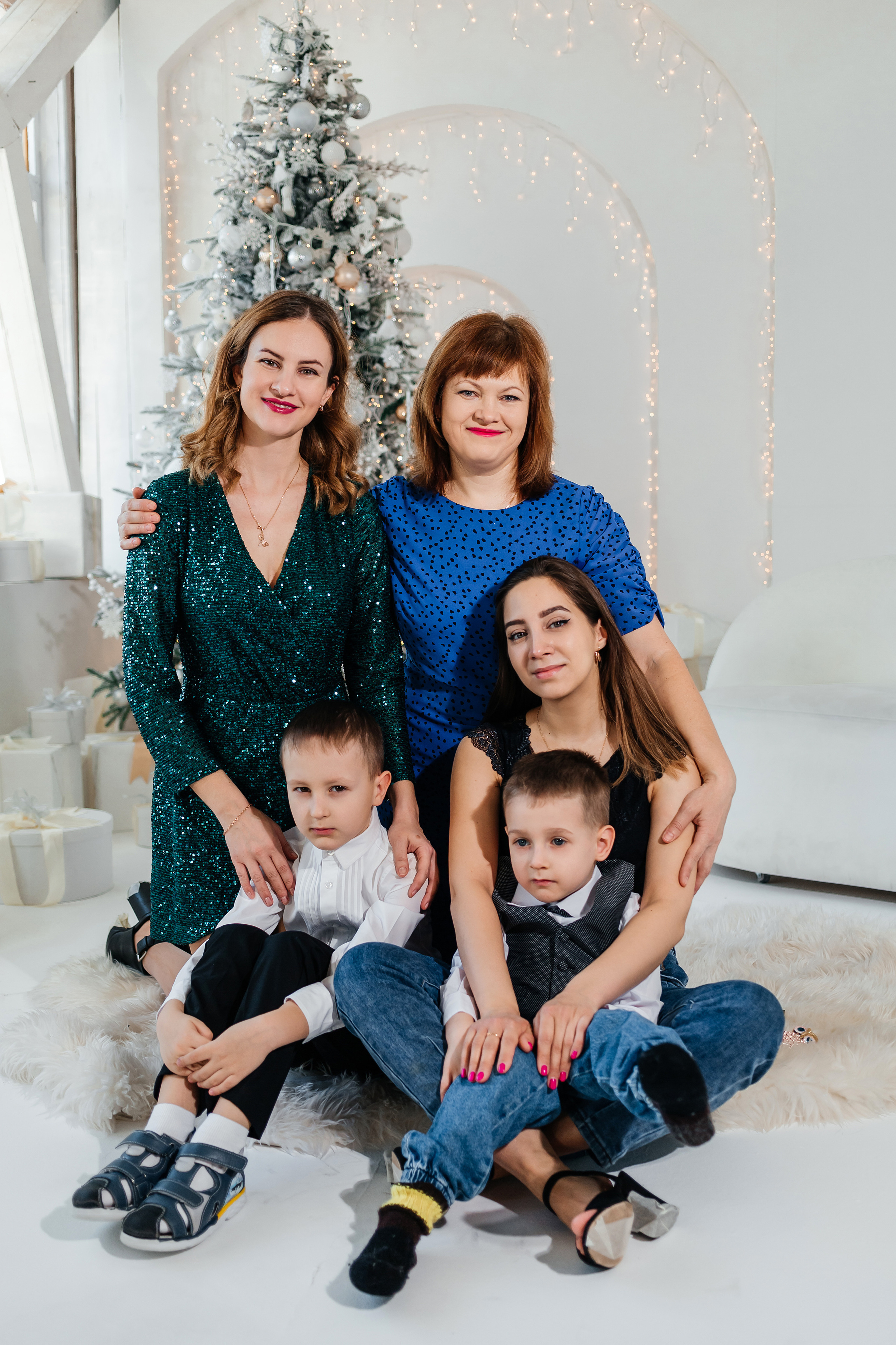 Новогодняя семейная фотосессия Марии. Женский фотограф в Оренбурге Ирина Заводчикова