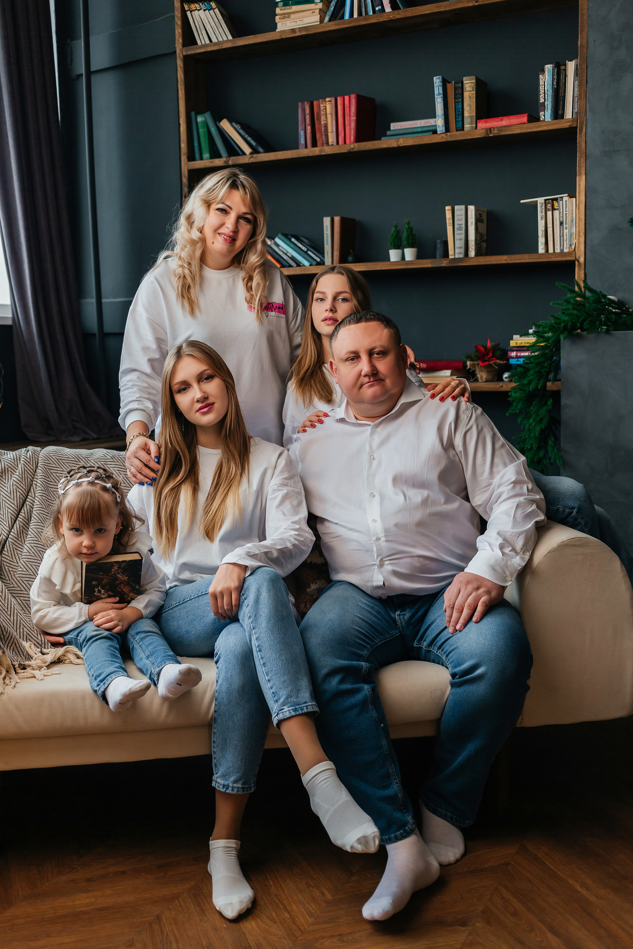 Семейная новогодняя фотосессия Нины. Женский фотограф в Оренбурге Ирина Заводчикова