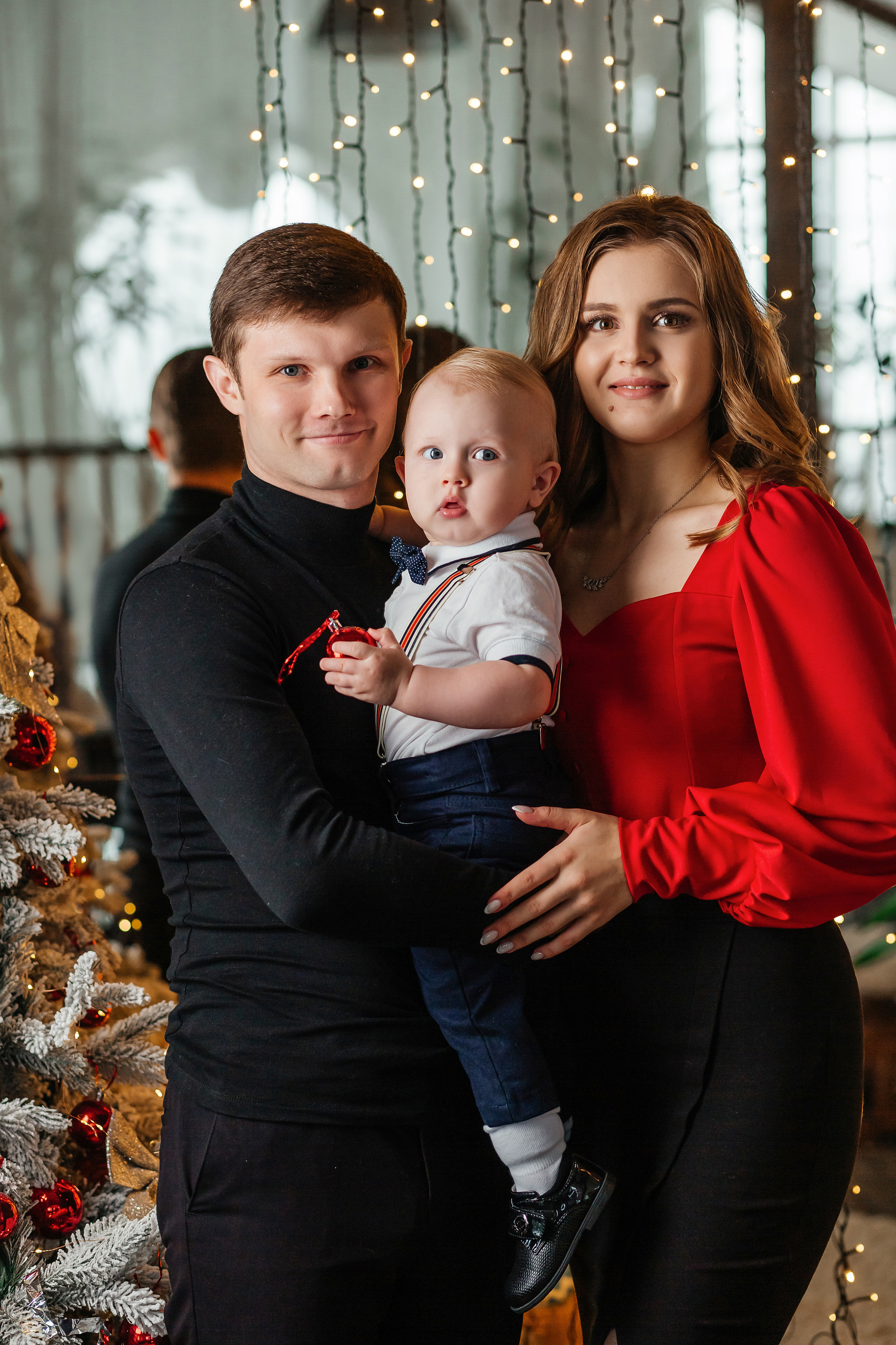 Семейная фотосессия Анастасии Владимира и Мирошки. Женский фотограф в Оренбурге Ирина Заводчикова