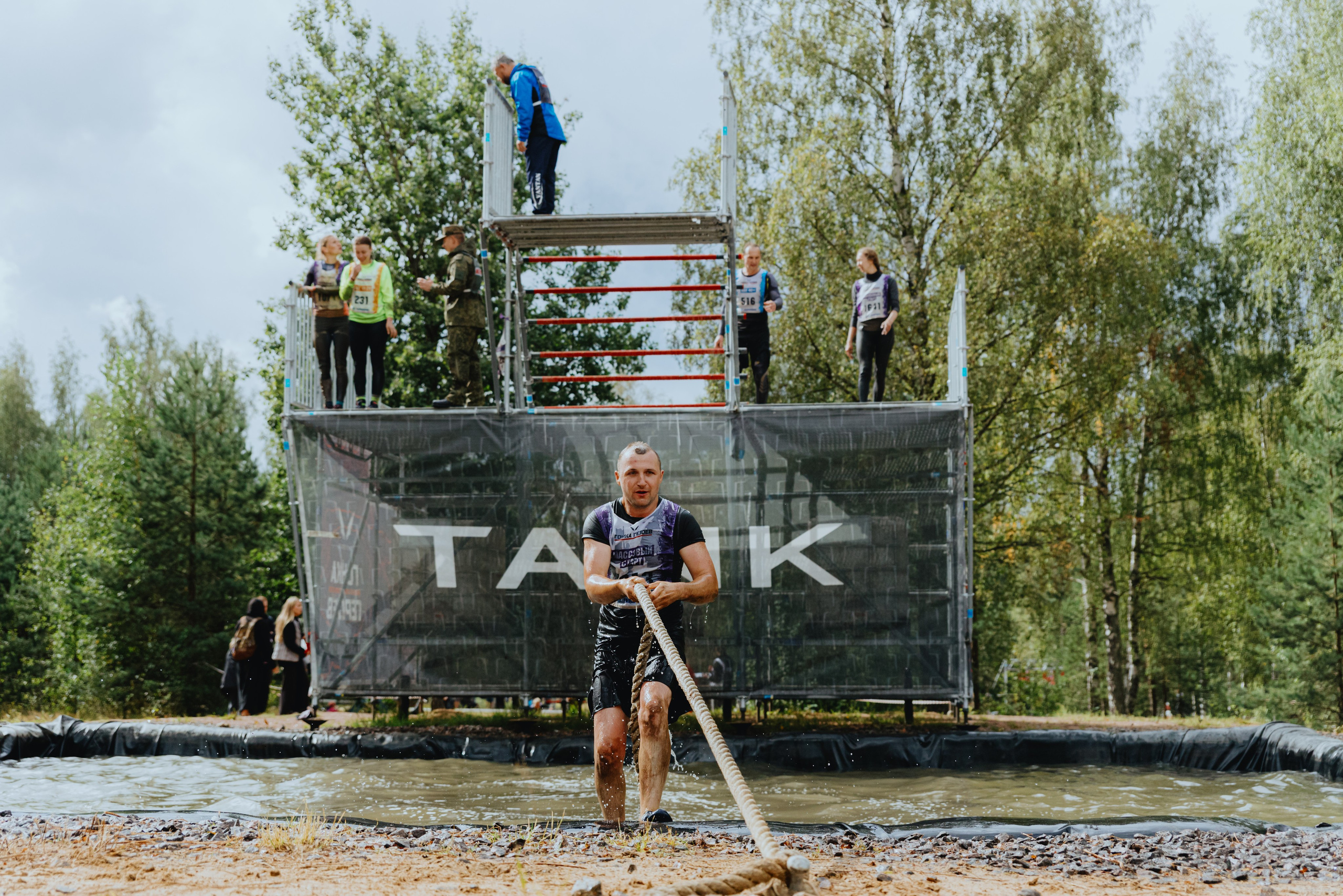 TANK на «Гонке Героев». Фотограф в Москве и Санкт-Петербурге Дарина