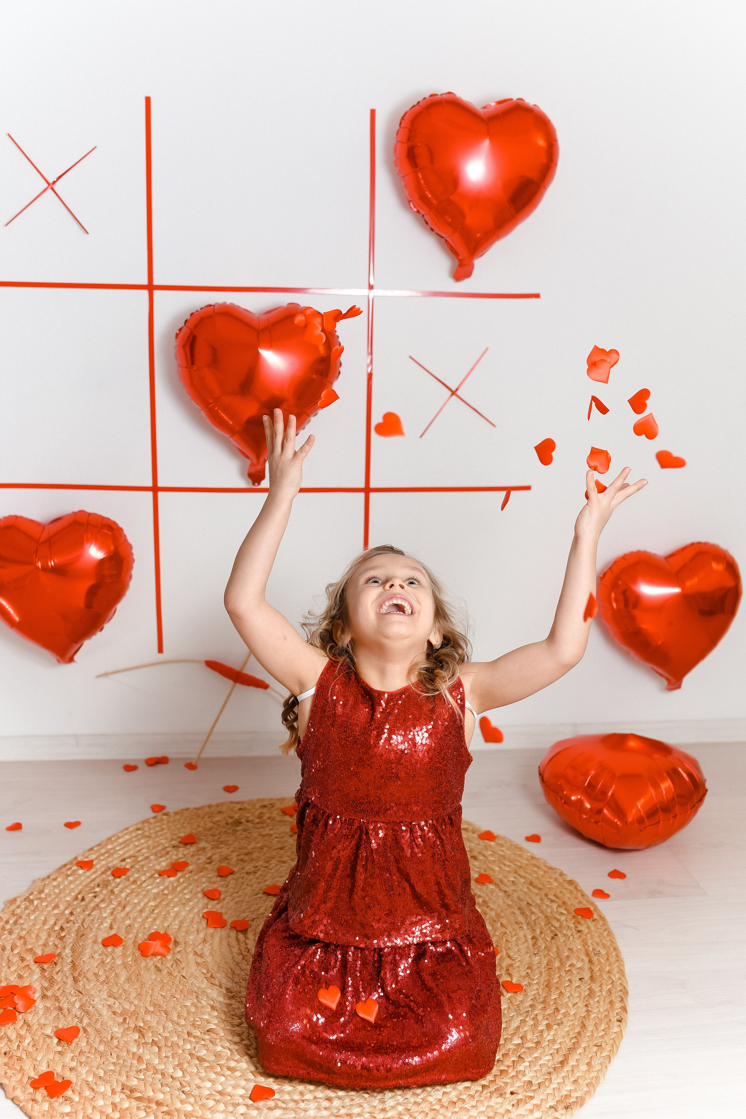 Сердечки. Фотограф новорожденных и детский фотограф в Екатеринбурге Ксени