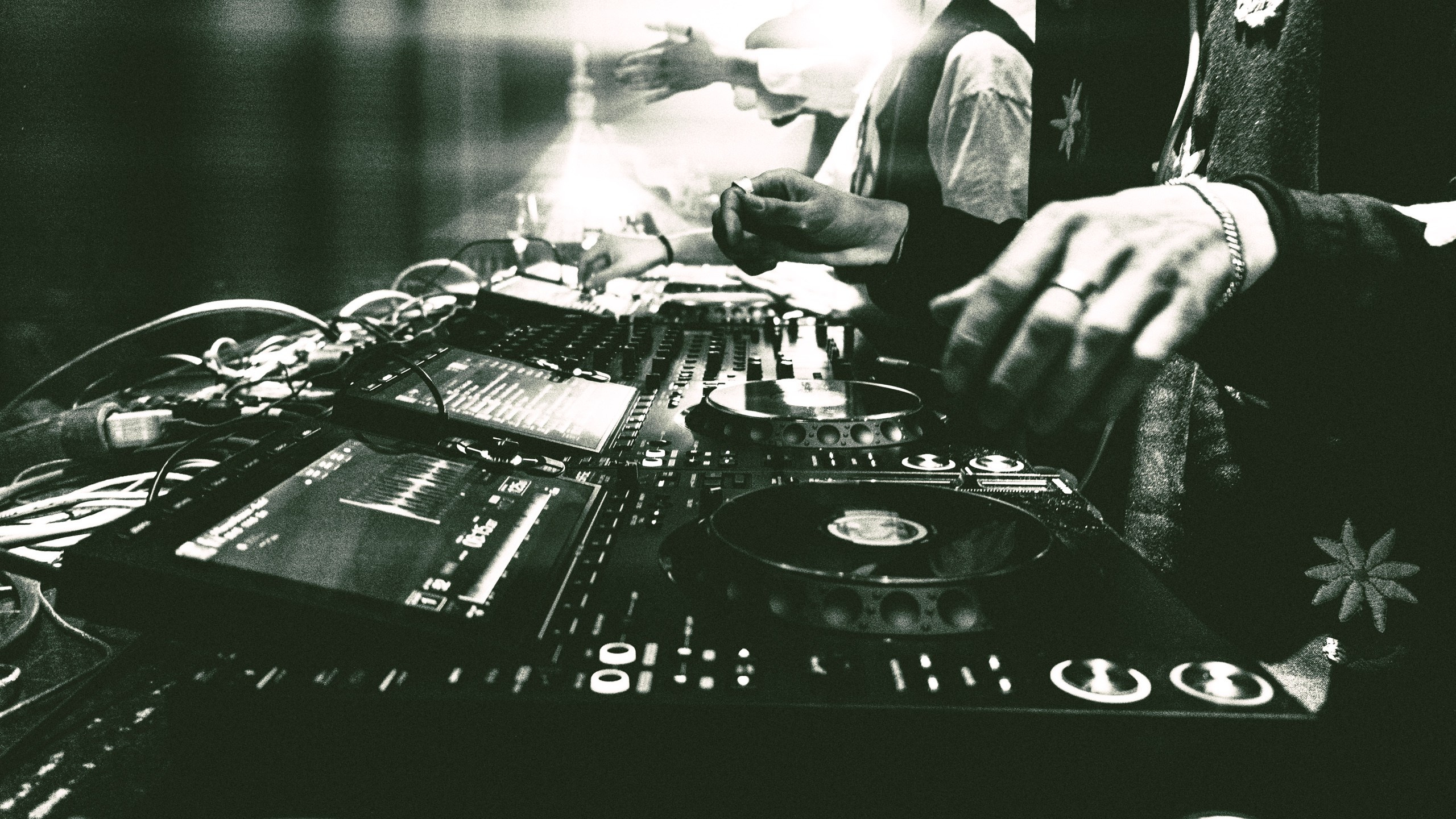 Диджей-сет. Мари — фотограф и видеограф из Москвы