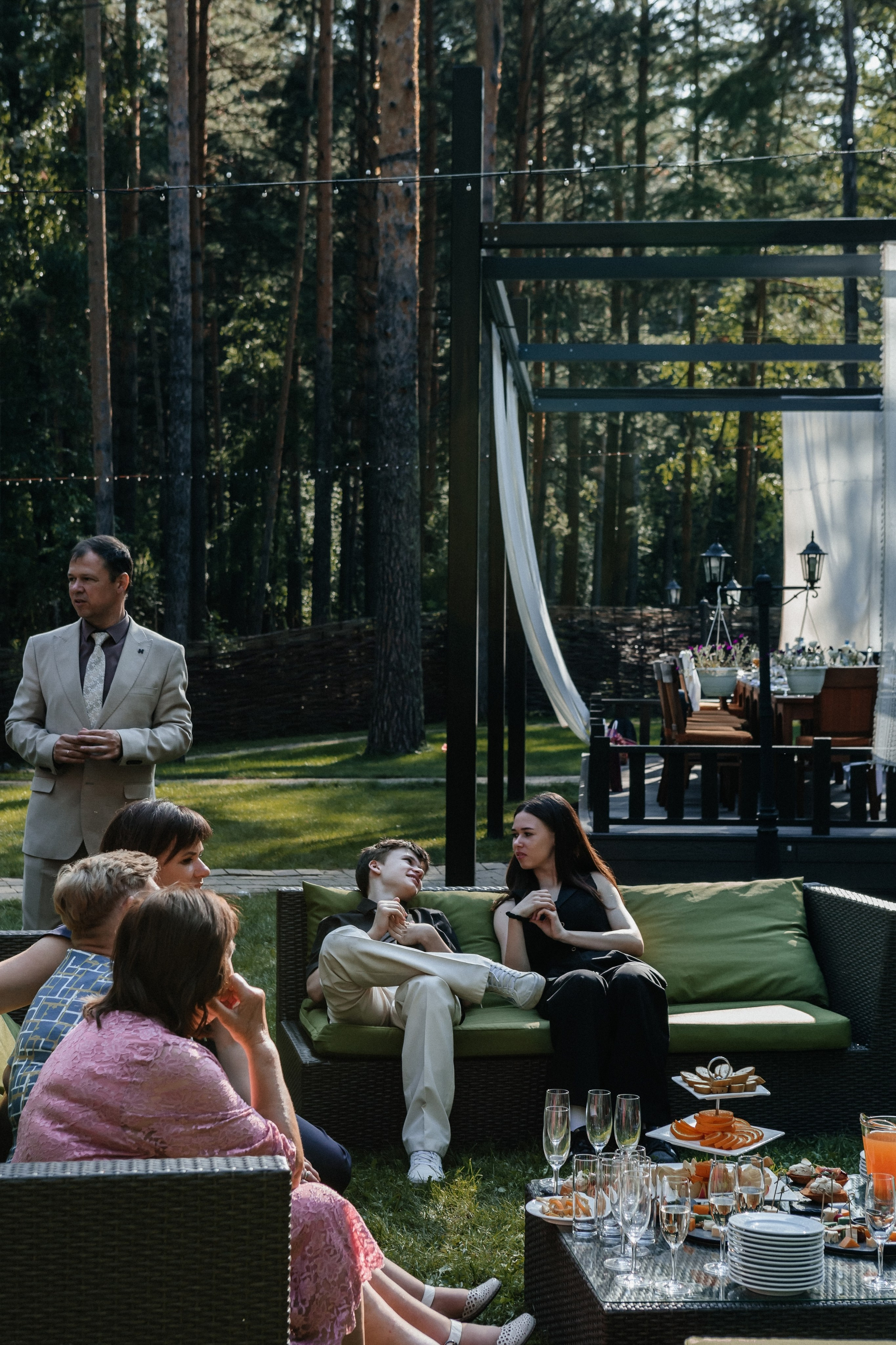 Анонс свадьбы Александра и Кристины. Свадебный и семейный фотограф Елена Иштулкина