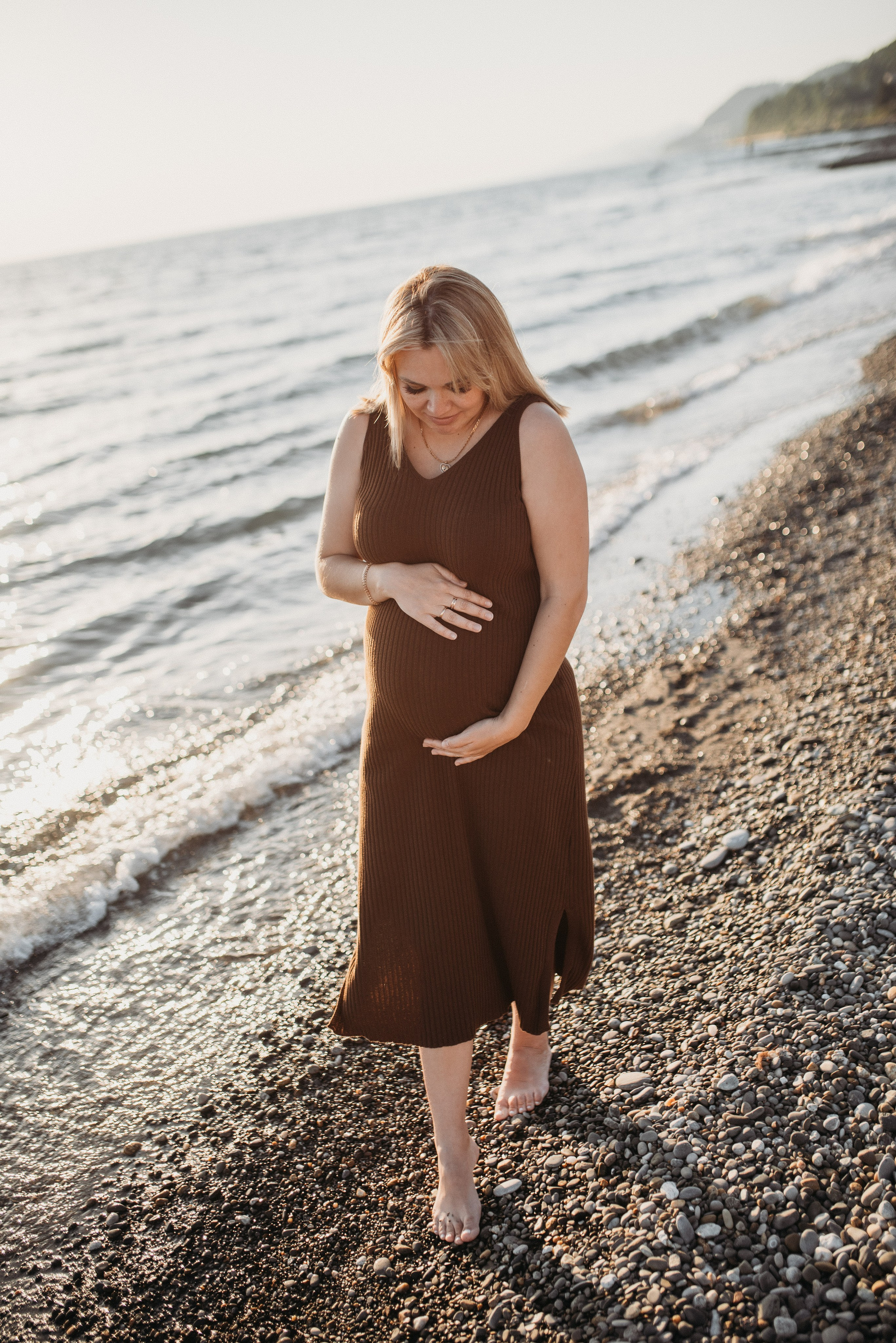 Семейная фотосессия в Головинке на берегу моря на закате. Фотограф в Сочи — Маргарита Поганова