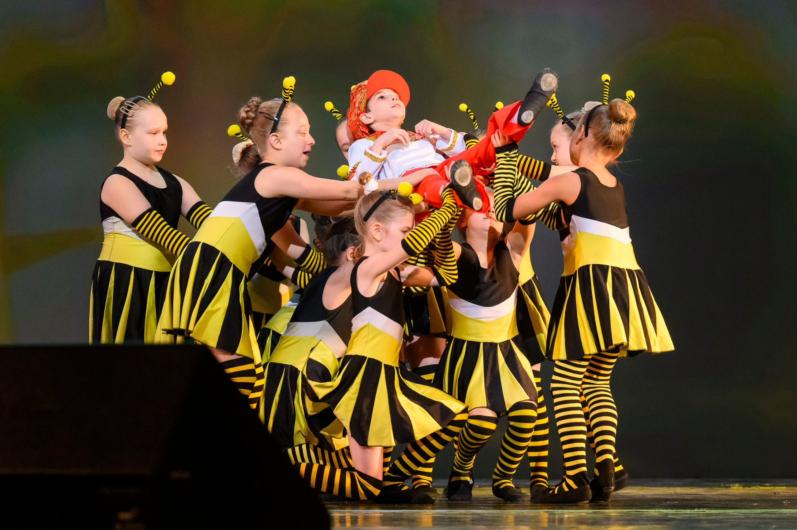 23 апреля, часть 2, БКЗ Октябрьский, г. Санкт-Петербург. Золотое яблочко