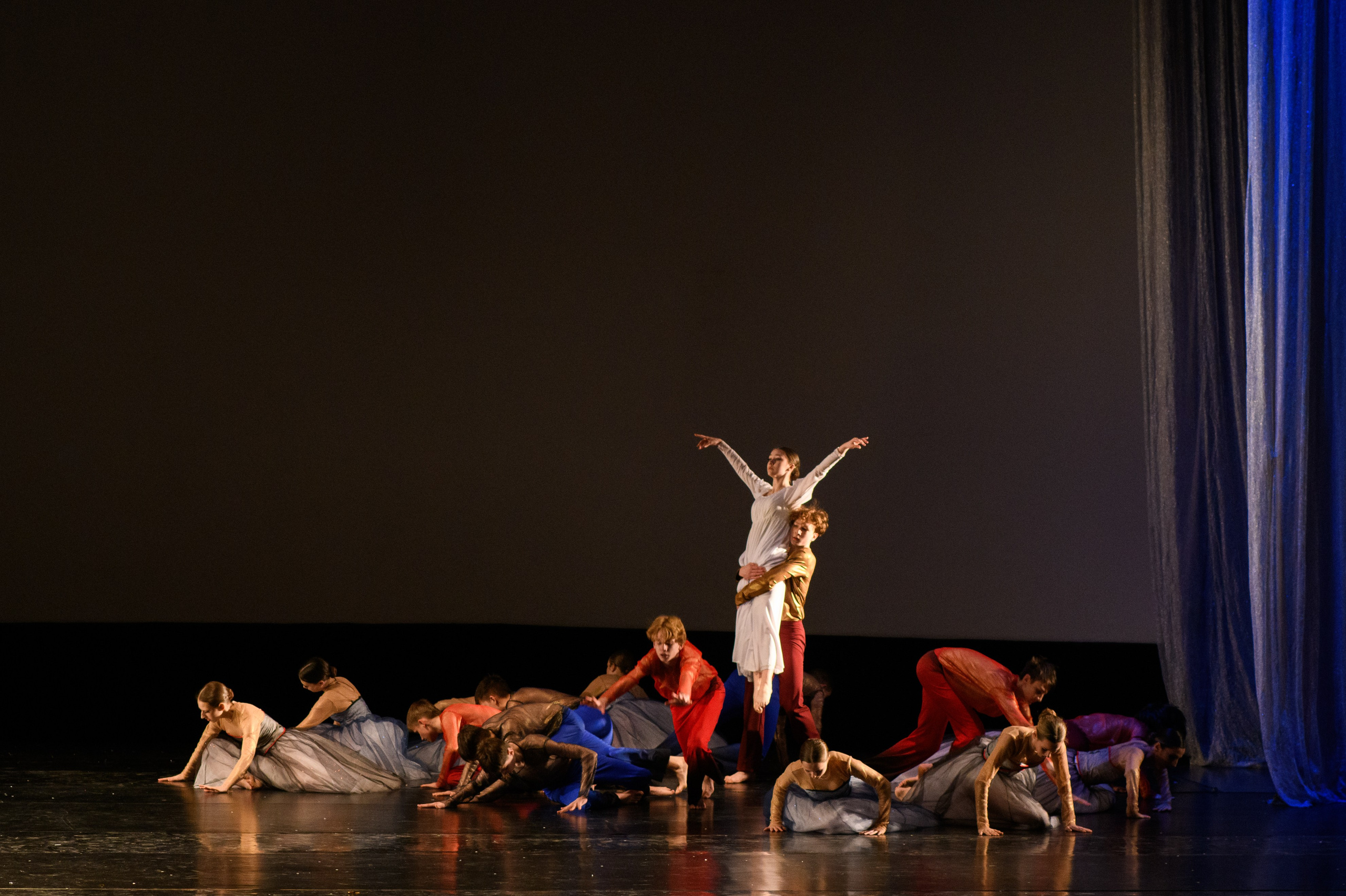 23 апреля, часть 2, БКЗ Октябрьский, г. Санкт-Петербург. Золотое яблочко