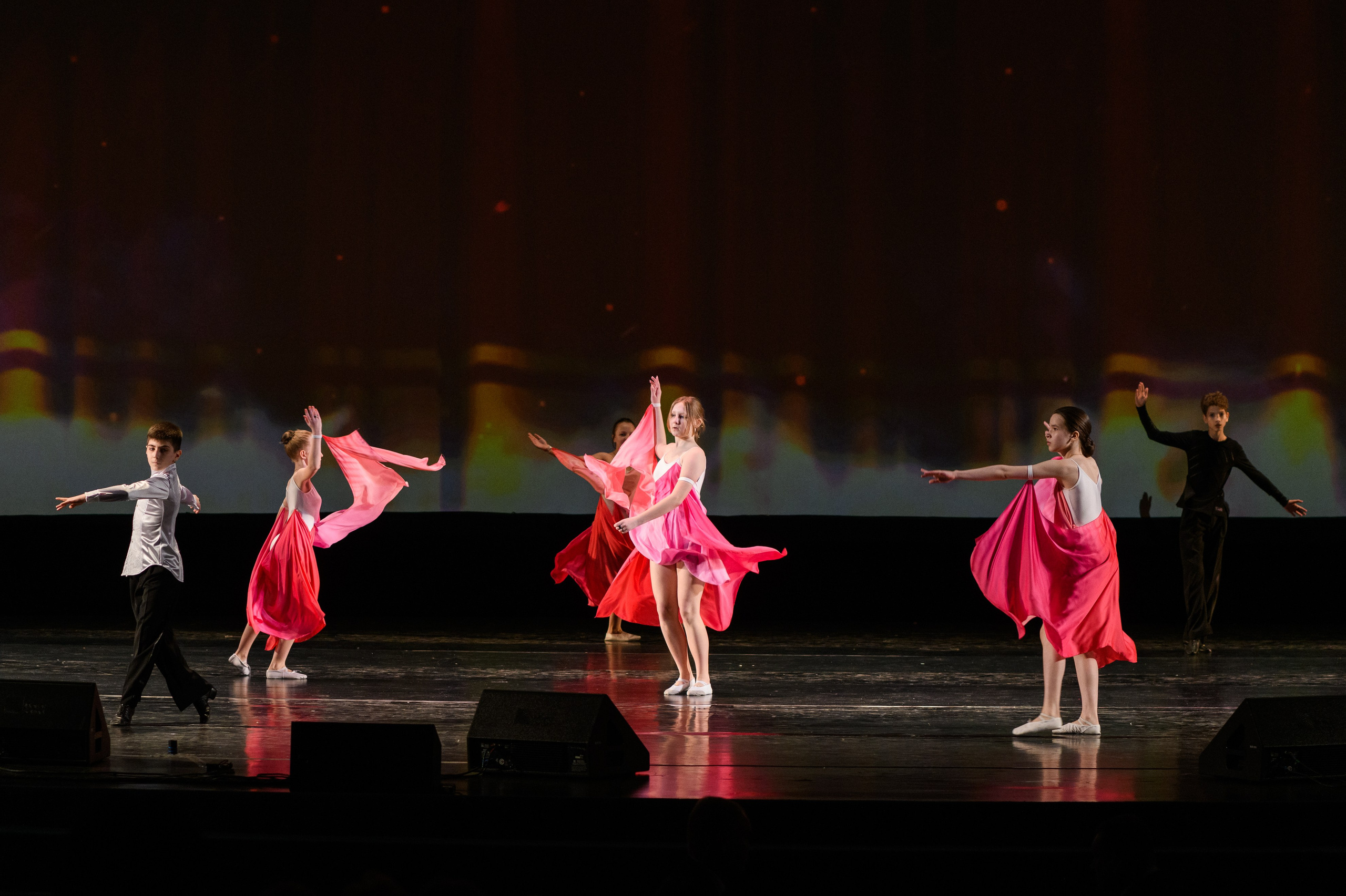 23 апреля, часть 2, БКЗ Октябрьский, г. Санкт-Петербург. Золотое яблочко