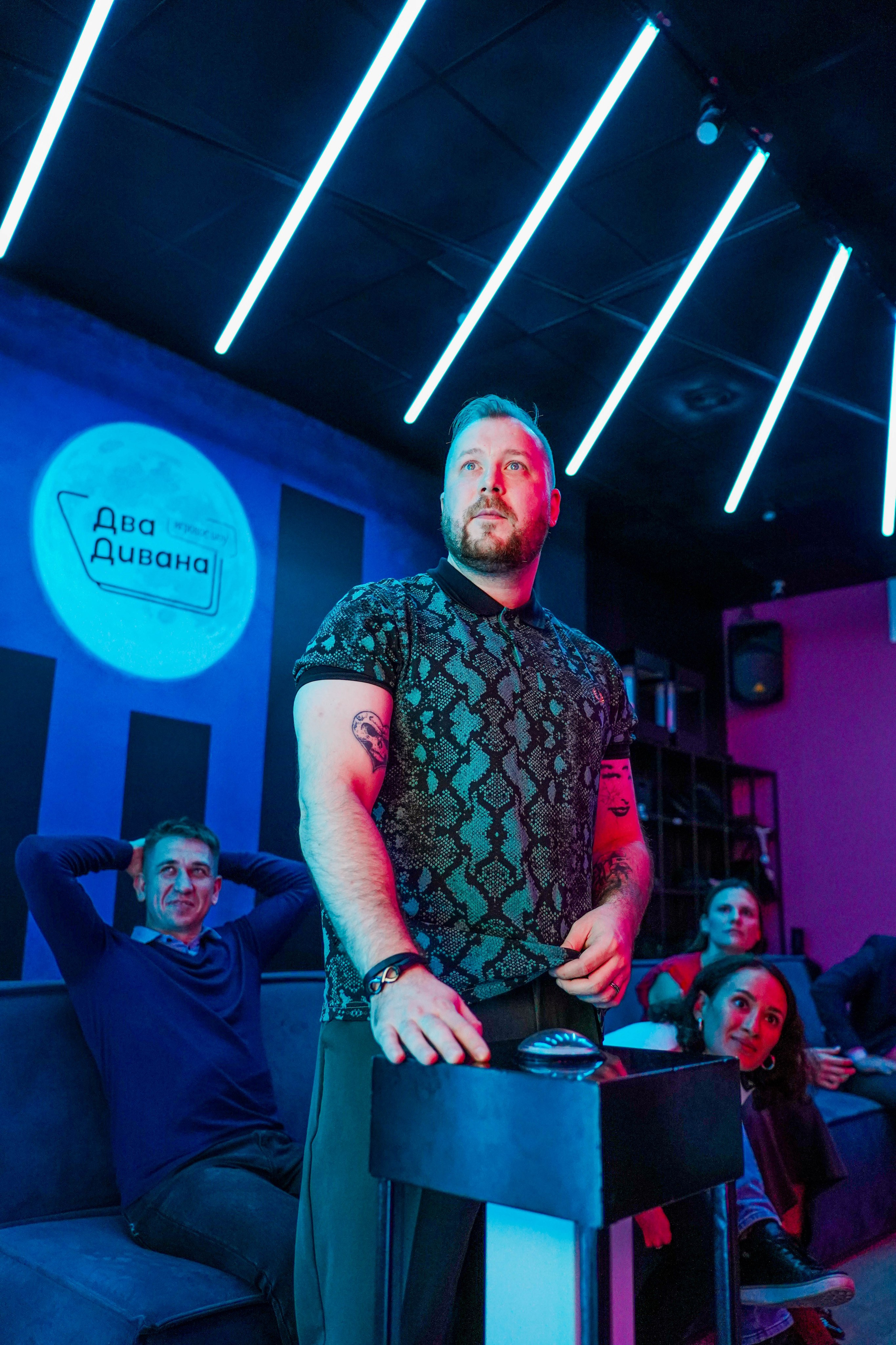 ДВА ДИВАНА ШОУ (ВЗРОСЛОЕ). Портфолио