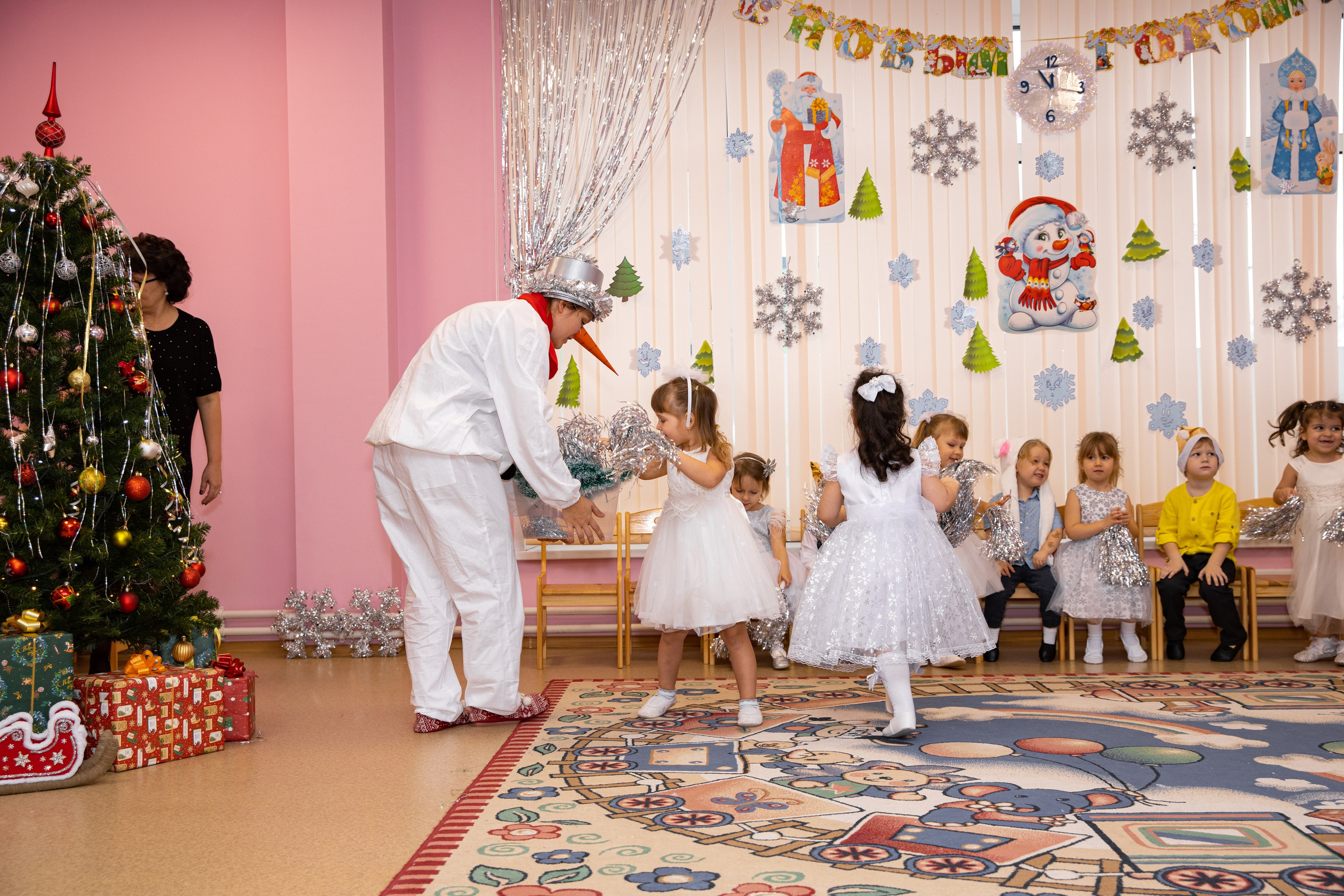 Новогодний утренник Полисадик. Фотограф в Железнодорожном и Балашихе