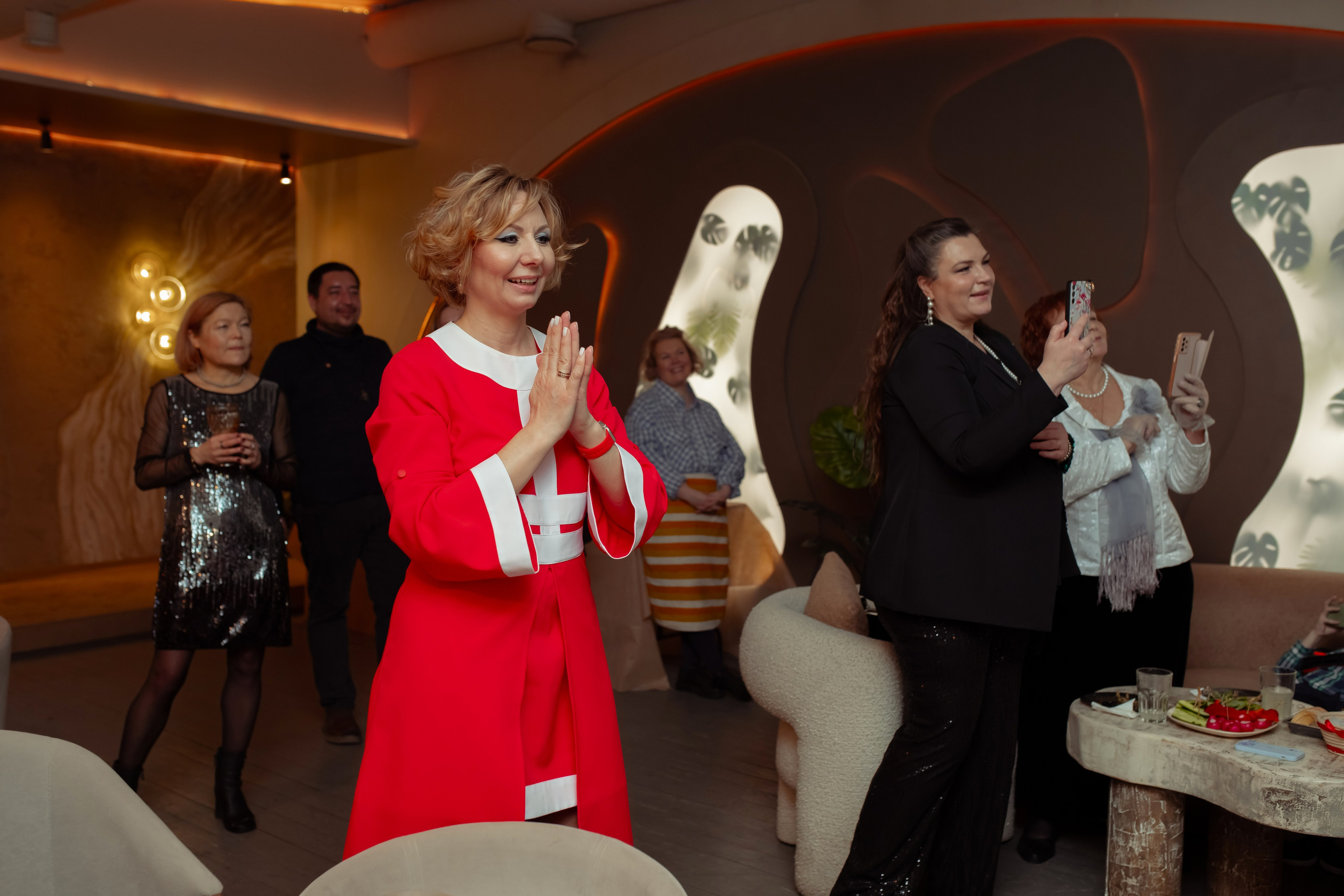 Юбилей Анны в стиле Гайдая. Семейный и детский фотограф в Москве Дорогова Екатерина