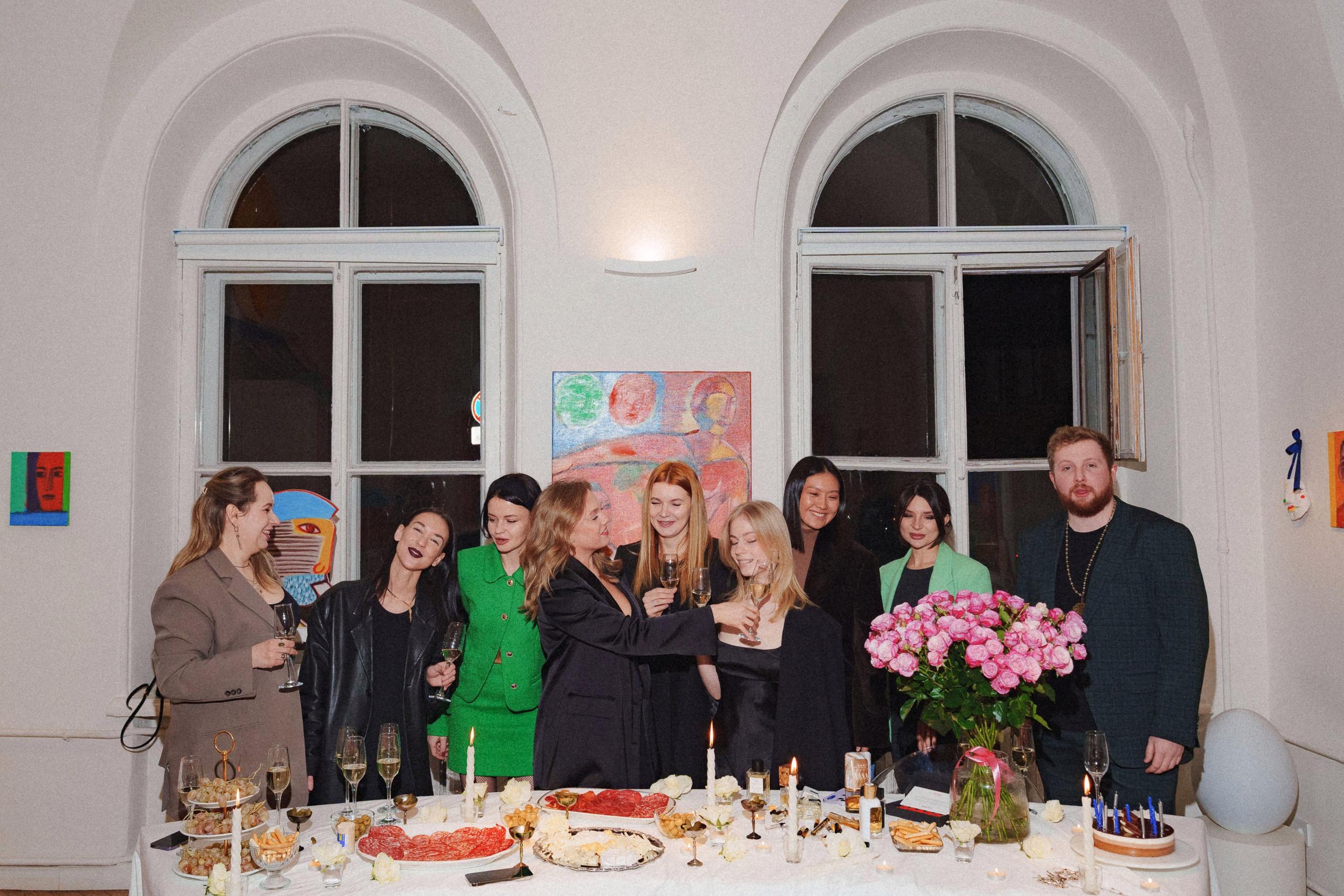 NASTYA CHELSEA Birthday in the gallery EGGZ. Андрей Цветков — репортажный, свадебный и портретный фотограф в Санкт-Петербурге