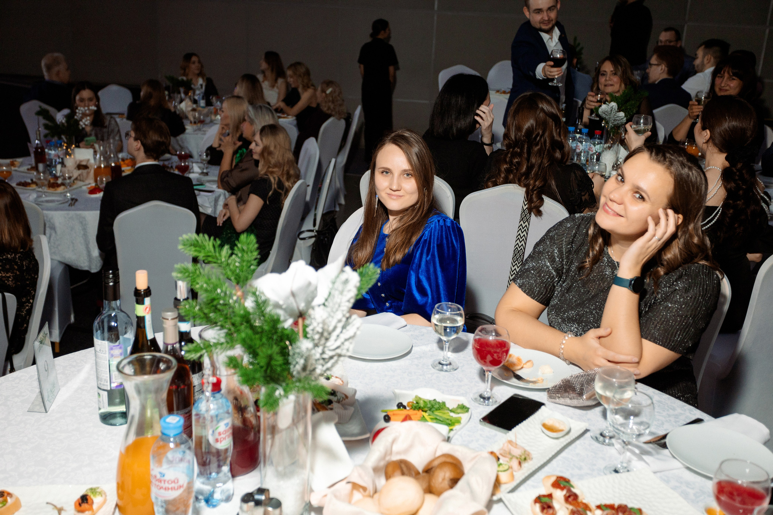 РЕПОРТАЖ: НОВЫЙ ГОД В ДК МЕТАЛЛУРГ. Профессиональный фотограф в Ижевске Леша Петров