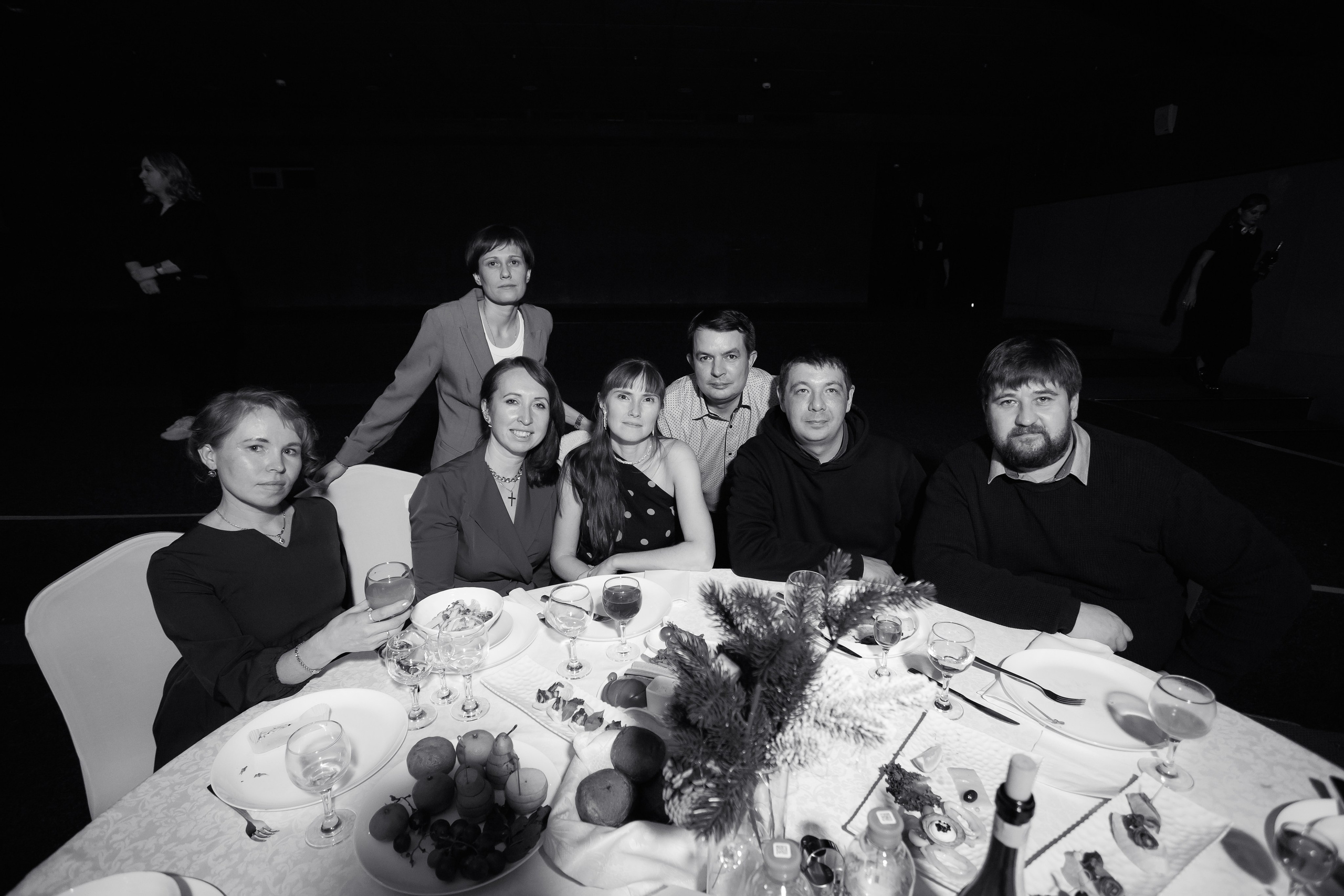 РЕПОРТАЖ: НОВЫЙ ГОД В ДК МЕТАЛЛУРГ. Профессиональный фотограф в Ижевске Леша Петров