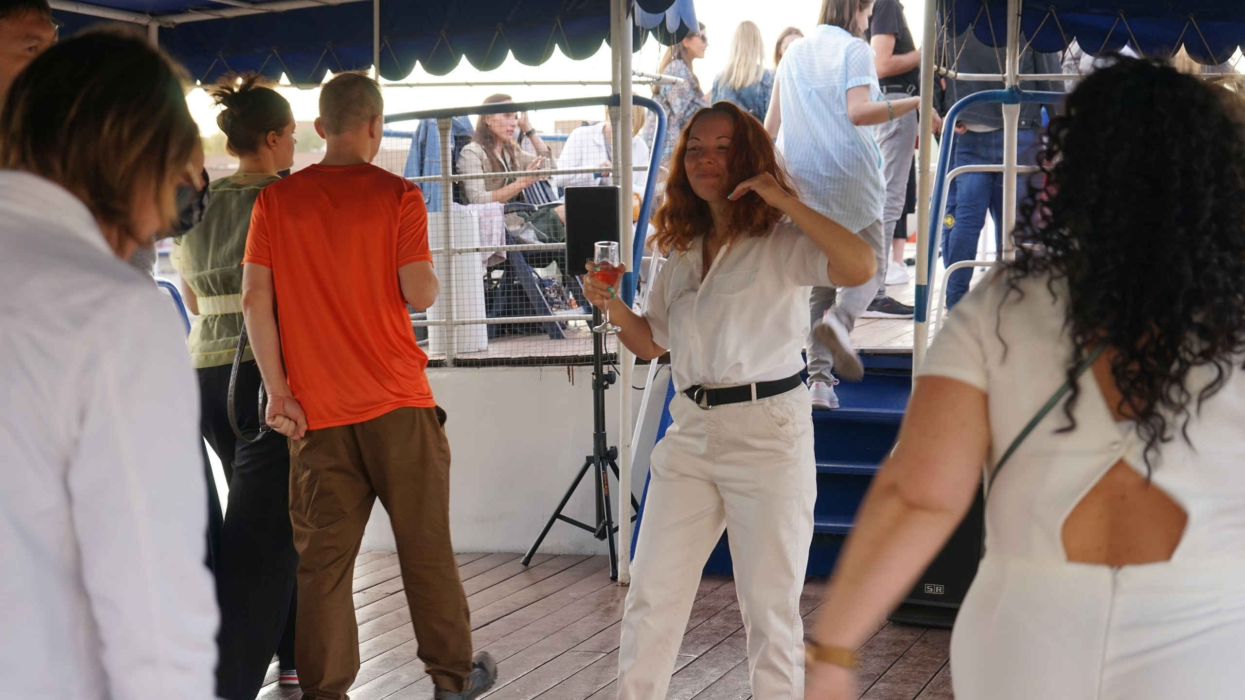 Танцы на воде | 24.07.21. Галерея Фантим