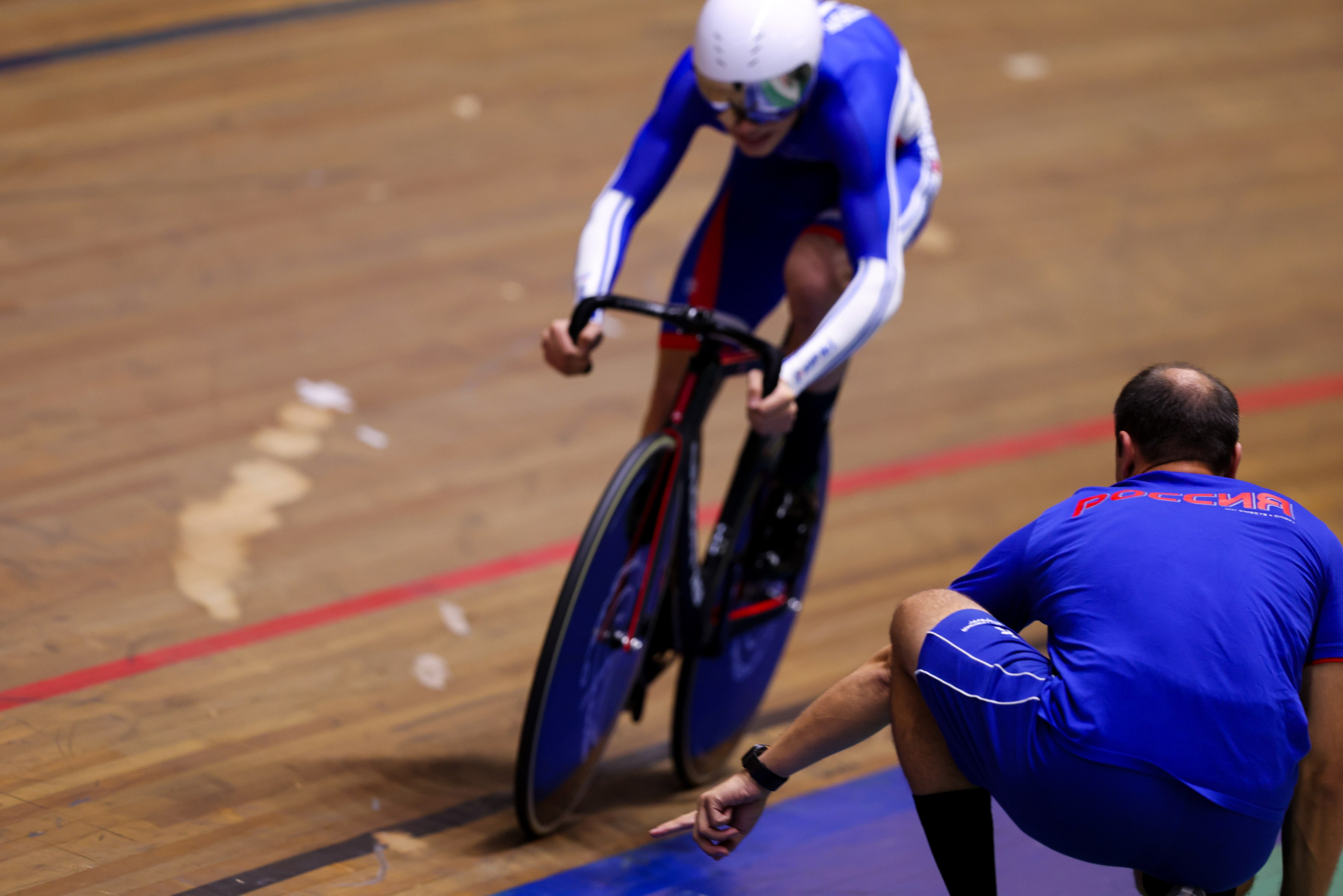 Первенство России по велосипедному спорту «трек» 16.10.2025. Спортивный и репортажный фотограф Антон Тереханов