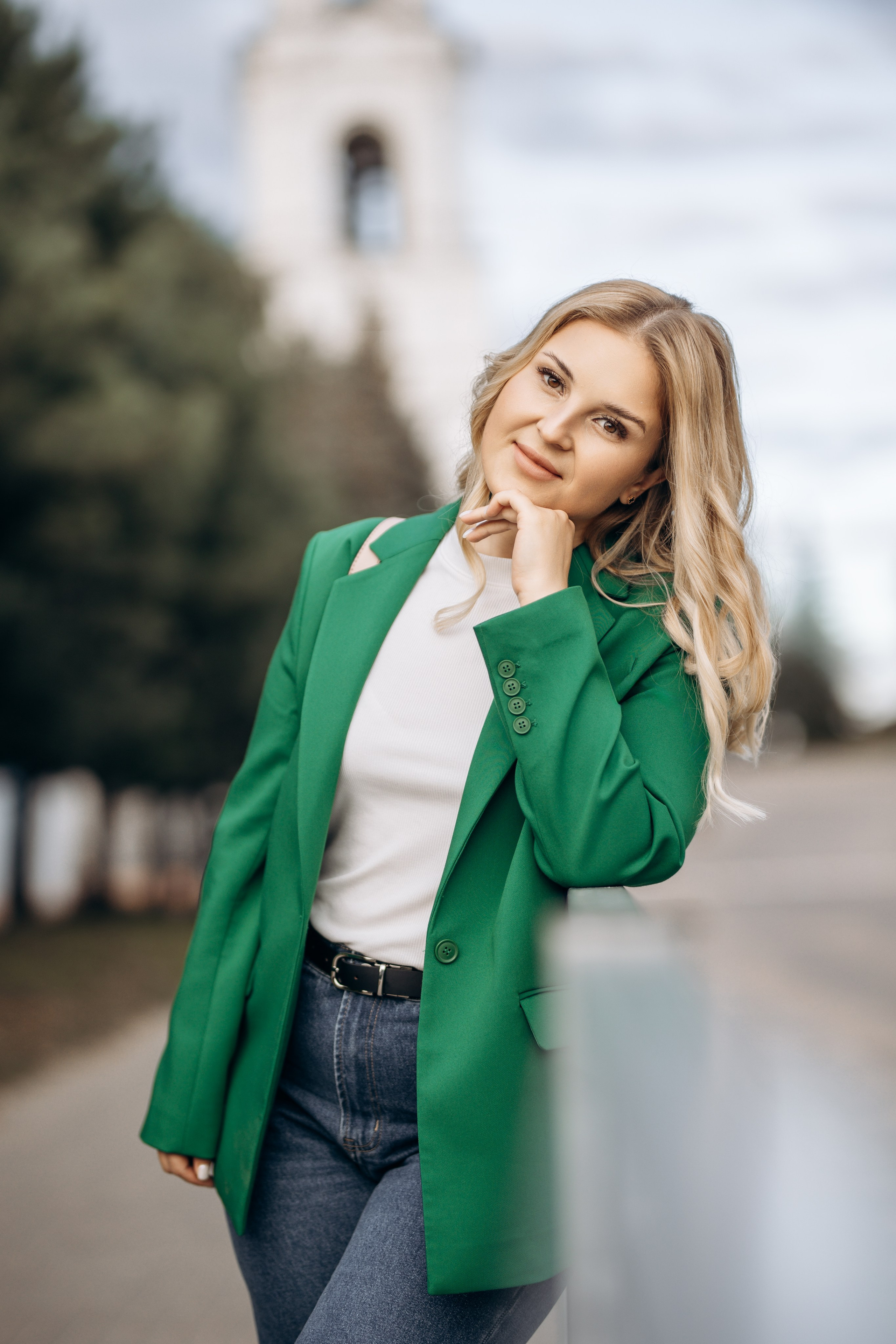 Хотели фотографироваться в рулонах, но получилась прогулка по городу......и это даже к лушему. Детский фотограф в Дубне и Кашине Елена Карпушина